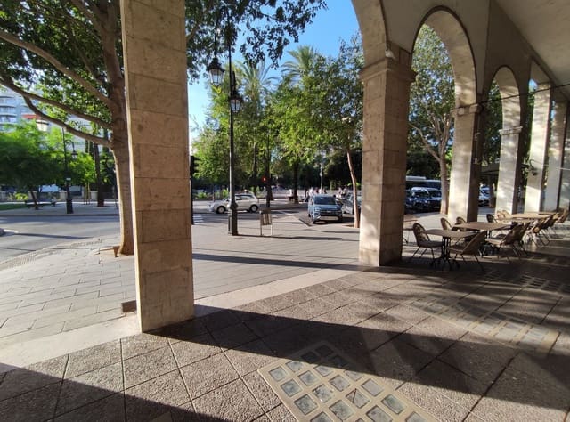Comercial para arrendar em Palma de Mallorca - 1 940 € (Ref: 10017024)