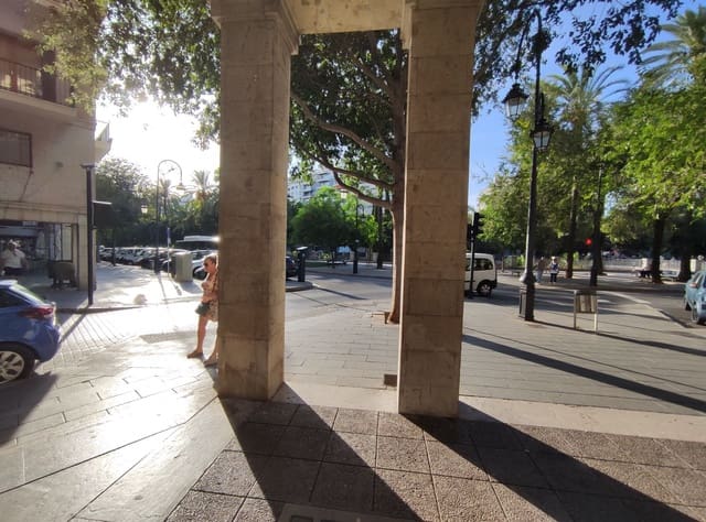 Comercial para arrendar em Palma de Mallorca - 1 940 € (Ref: 10017024)