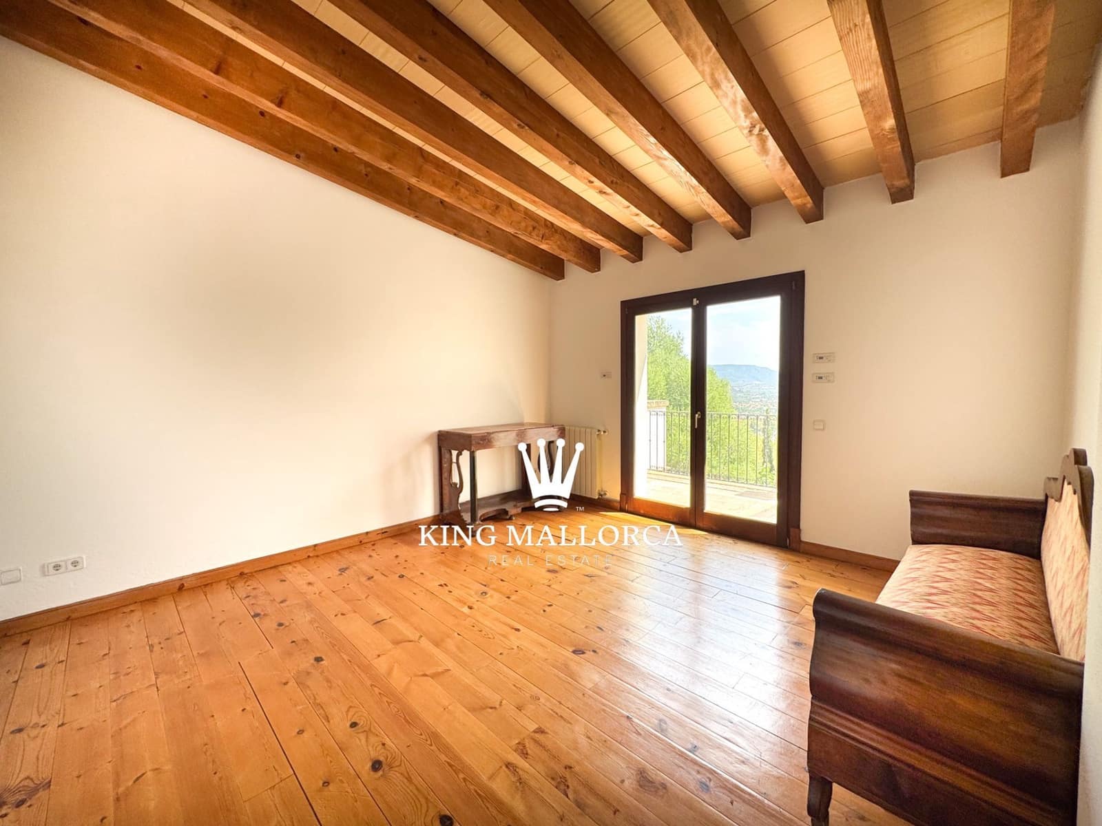 8 Zimmer Villa zu vermieten in Esporles mit Pool Garage - 12.000 € (Ref: 10048702)