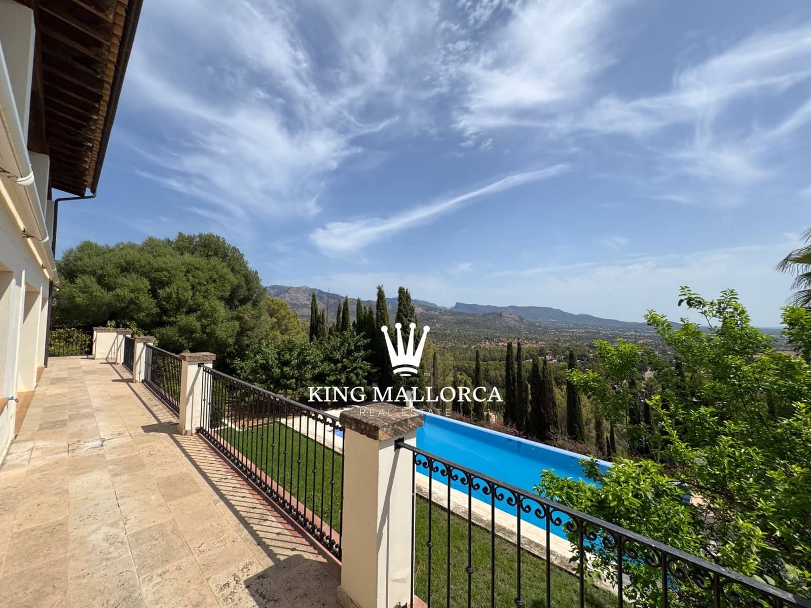 8 Zimmer Villa zu vermieten in Esporles mit Pool Garage - 12.000 € (Ref: 10048702)