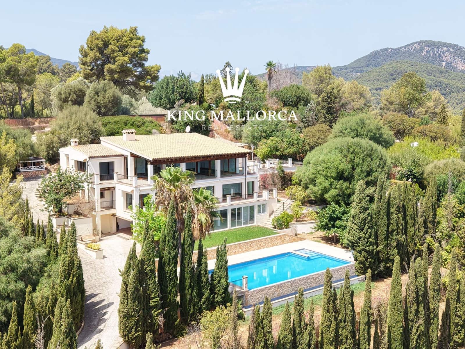 8 Zimmer Villa zu vermieten in Esporles mit Pool Garage - 12.000 € (Ref: 10048702)