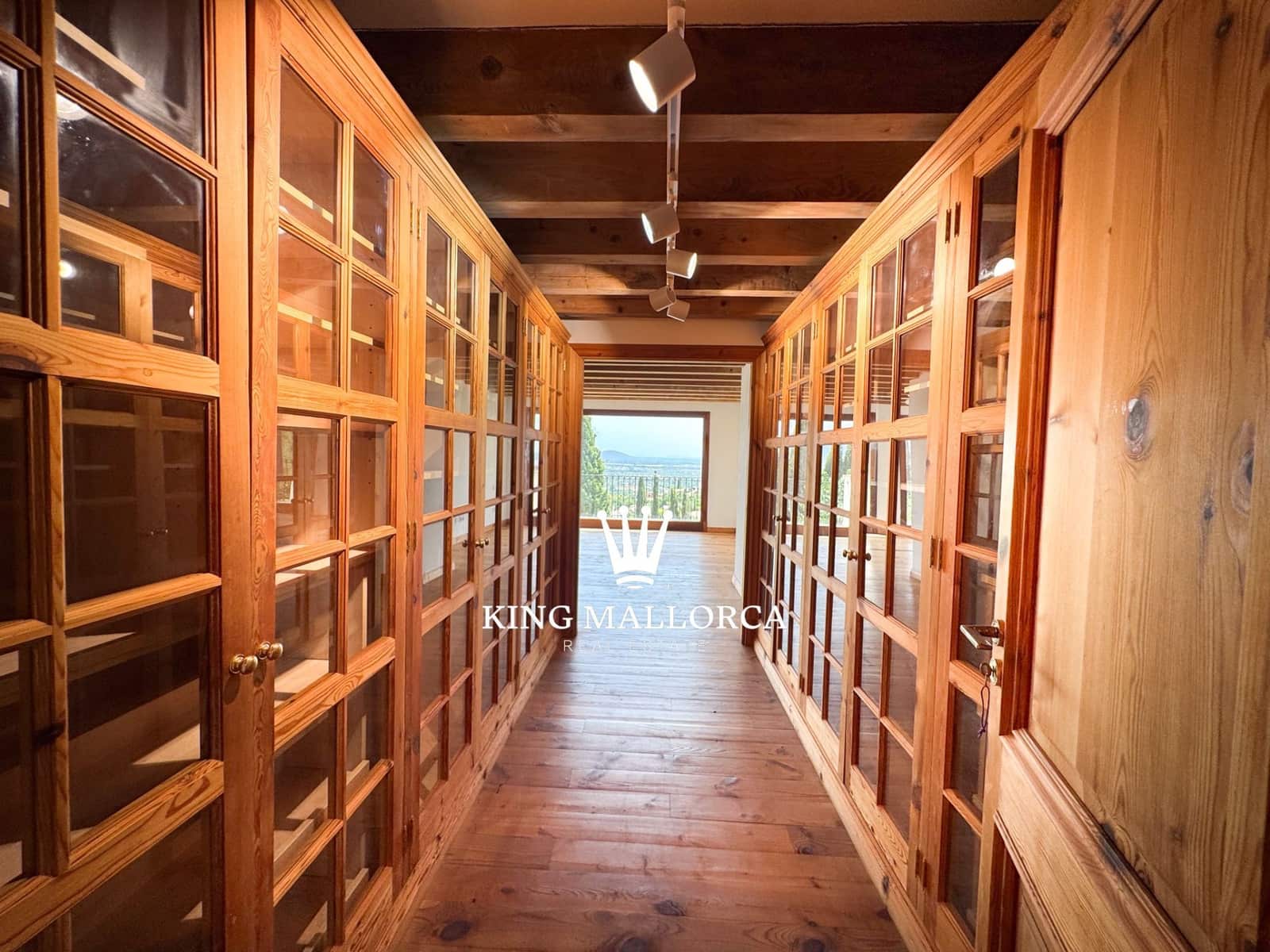 8 Zimmer Villa zu vermieten in Esporles mit Pool Garage - 12.000 € (Ref: 10048702)