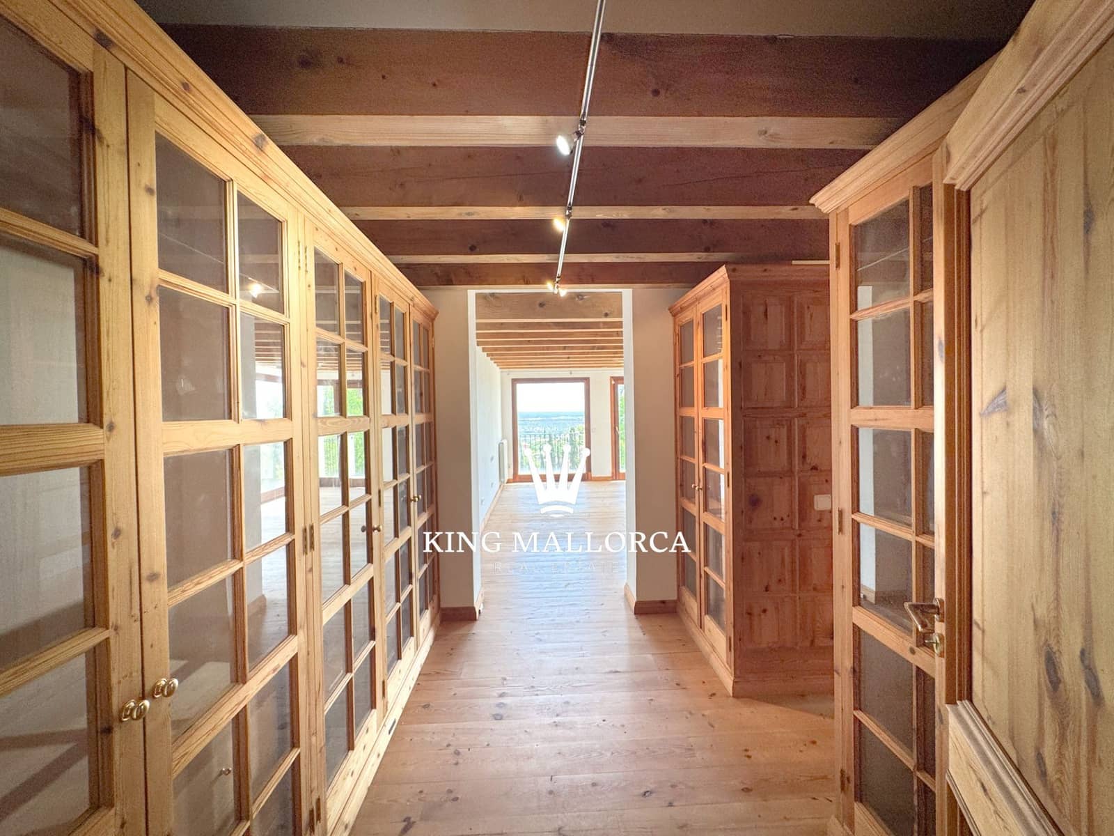 8 Zimmer Villa zu vermieten in Esporles mit Pool Garage - 12.000 € (Ref: 10048702)