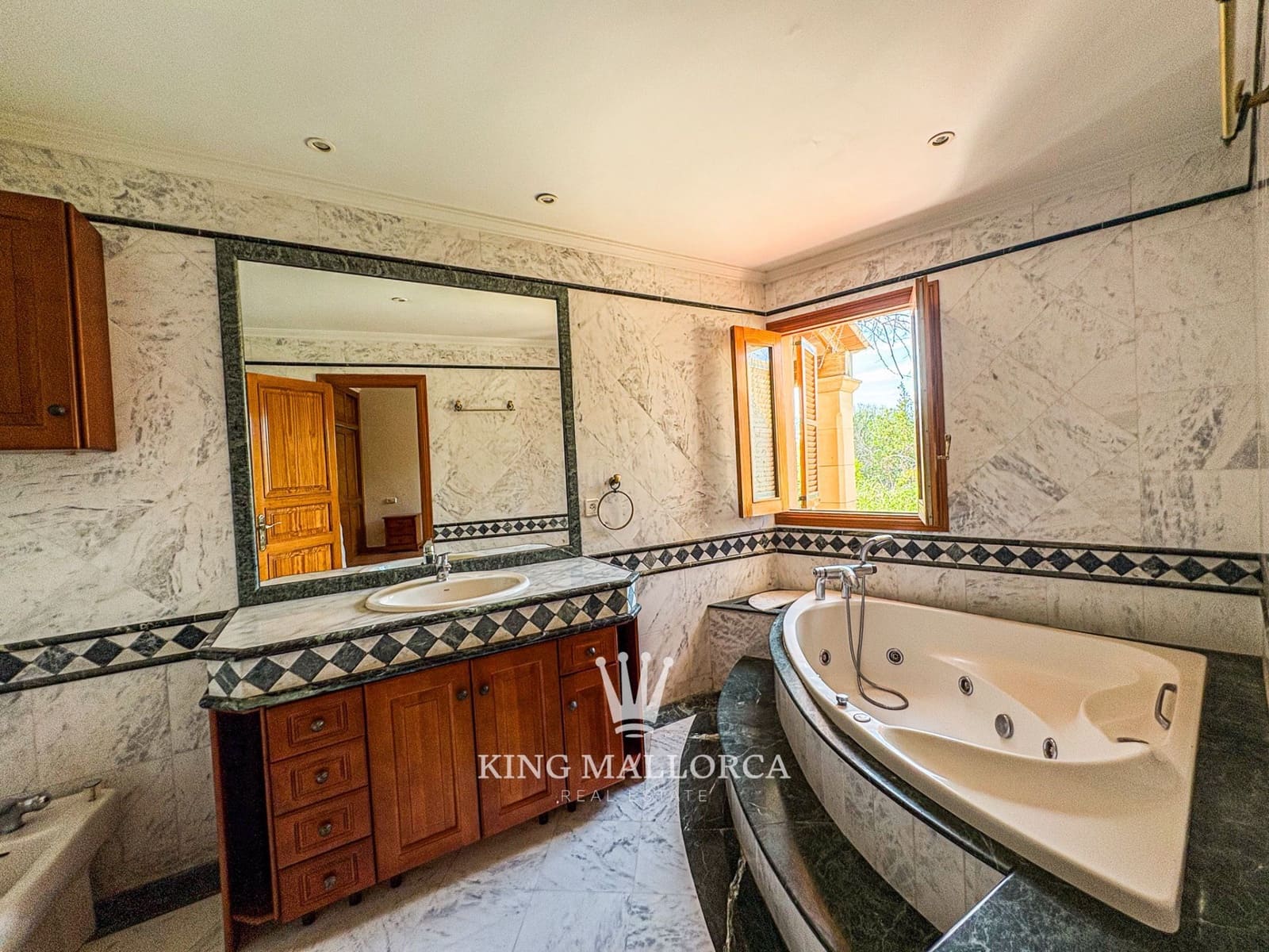 5 Zimmer Villa zu verkaufen in Marratxi mit Pool Garage - 1.890.000 € (Ref: 10111273)