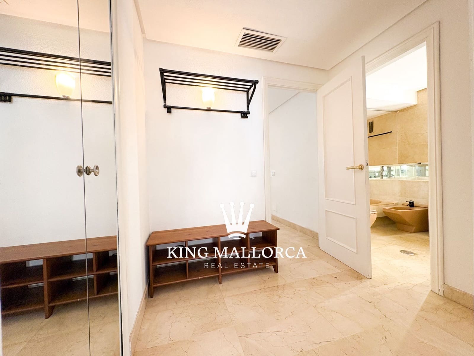 2 sypialnia Apartament do wynajęcia w Palma de Mallorca z basenem garażem - 1 950 € (Ref: 10157194)