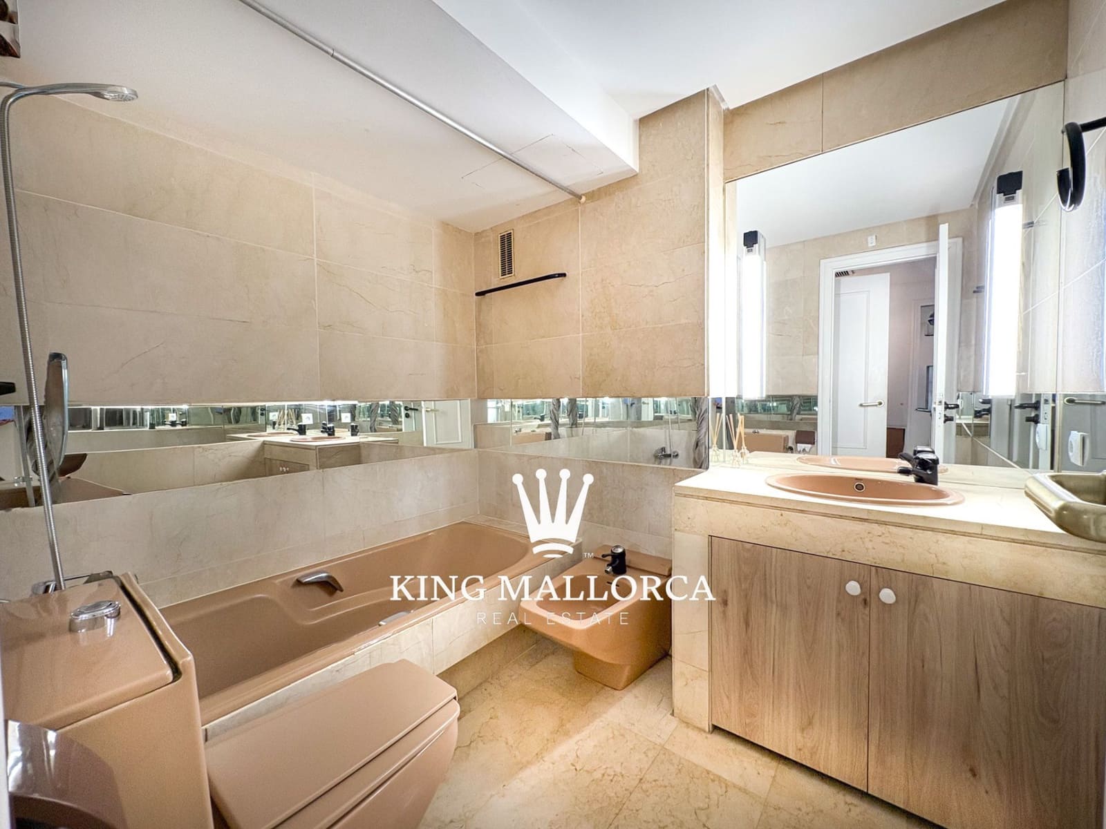 2 sypialnia Apartament do wynajęcia w Palma de Mallorca z basenem garażem - 1 950 € (Ref: 10157194)