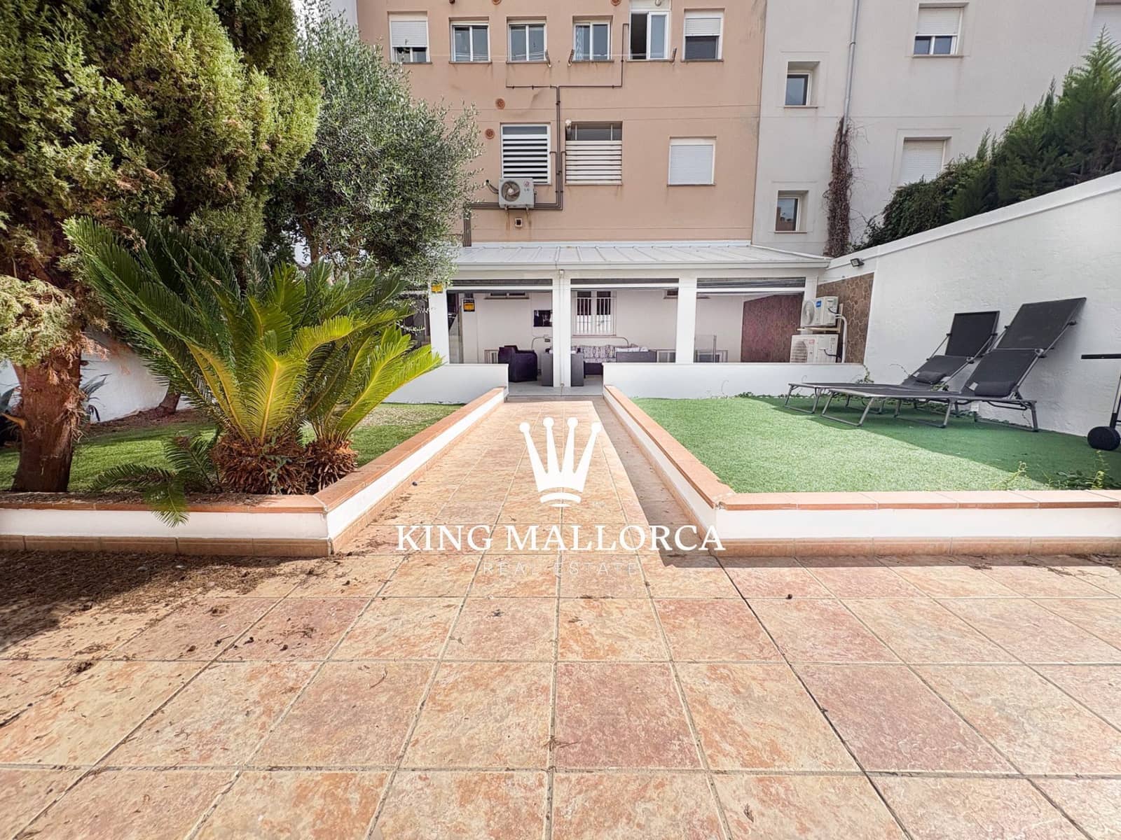 3 quarto Apartamento para arrendar em Es Molinar / El Molinar com piscina - 2 500 € (Ref: 10160911)