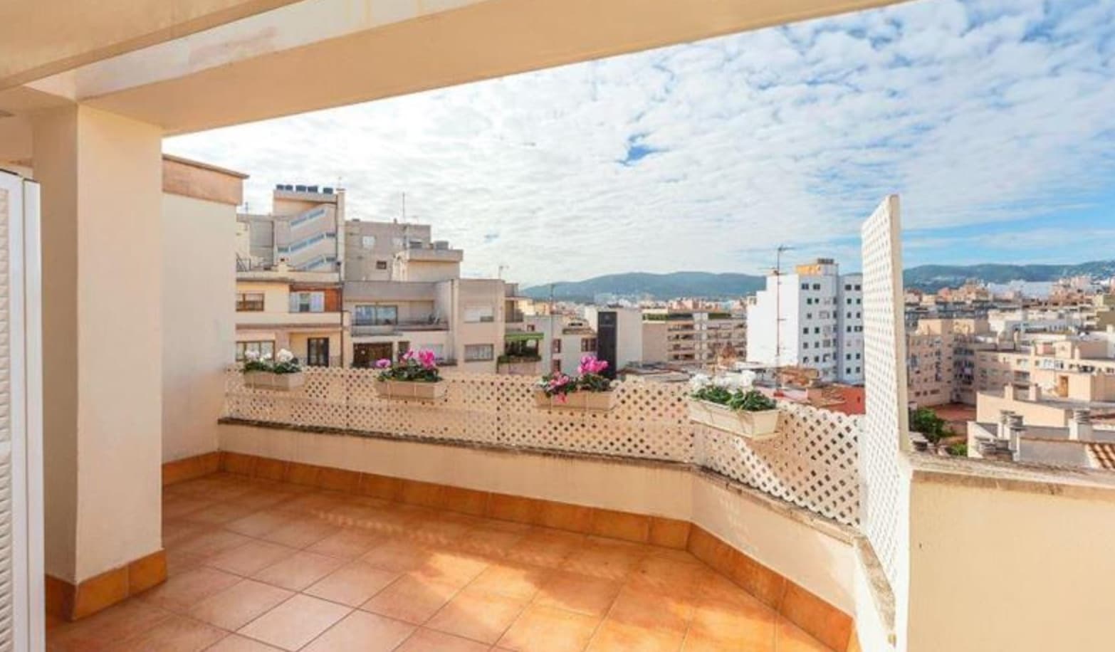 2 soveværelse Penthouse til salg i Palma de Mallorca - € 750.000 (Ref: 10179895)