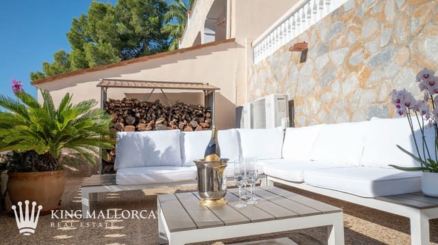 4 soveværelse Villa til salg i Peguera / Paguera, Calvià med swimmingpool garage - € 1.145.000 (Ref: 7827438)