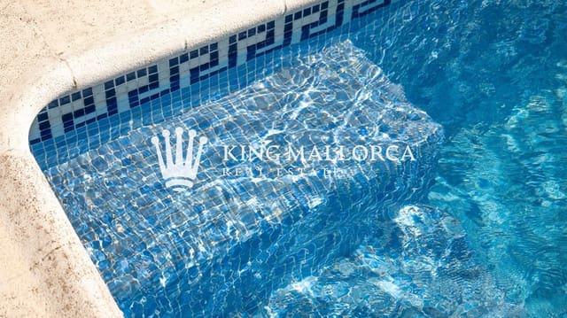4 soverom Kjedet enebolig til salgs i Peguera / Paguera, Calvià med svømmebasseng garasje - € 1 145 000 (Ref: 7827438)