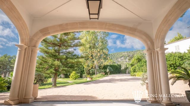 11 soverom Villa til salgs i Palma de Mallorca med svømmebasseng garasje - € 12 900 000 (Ref: 7963678)