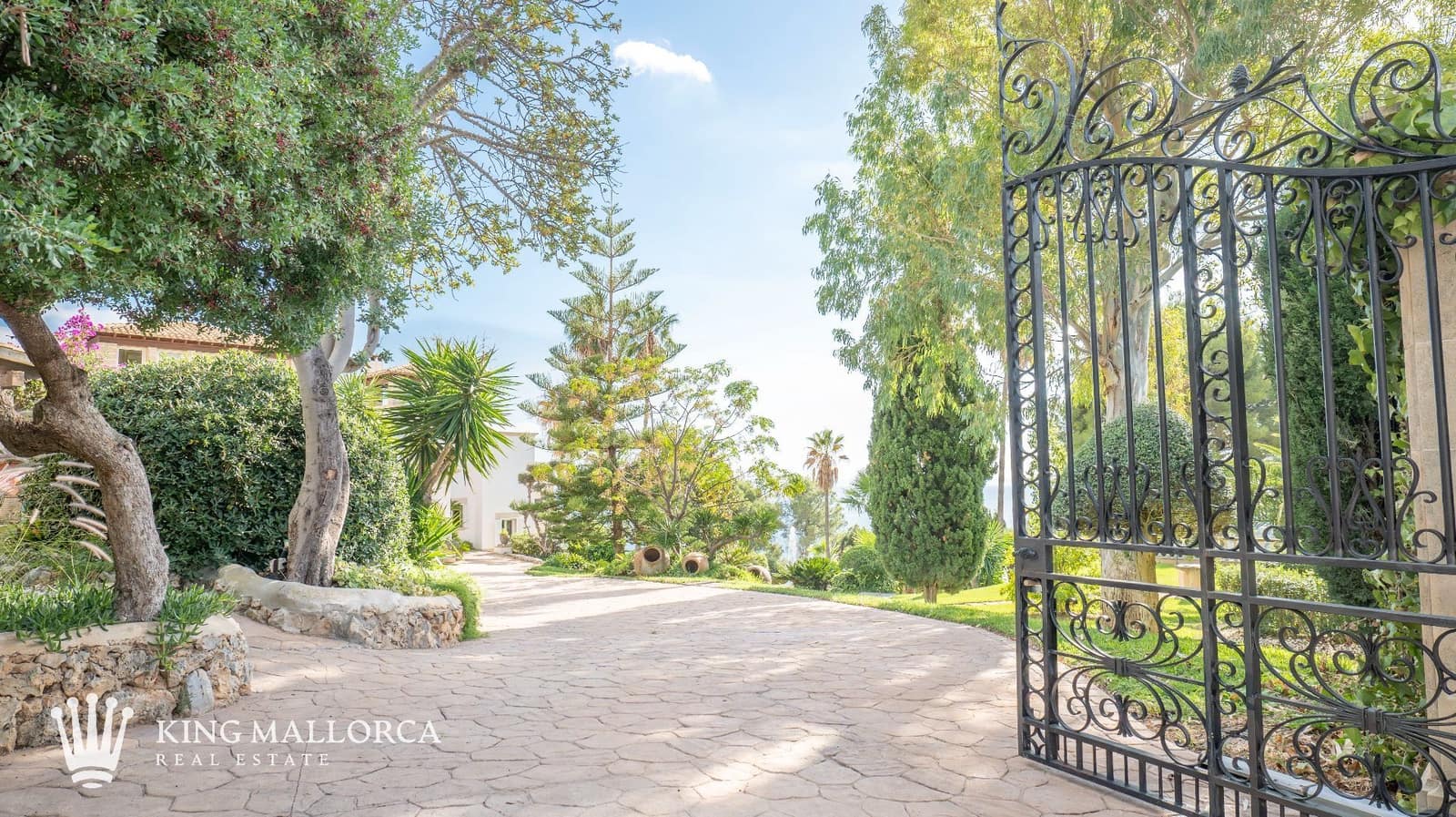 11 soveværelse Villa til salg i Palma de Mallorca med swimmingpool garage - € 12.900.000 (Ref: 7963678)