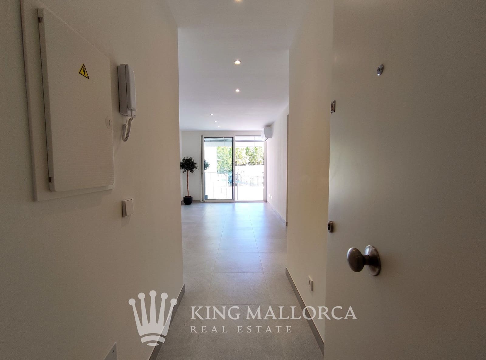 2 bedroom Apartment for rent in Palma de Mallorca - € 1,800 (Ref: 8536315)