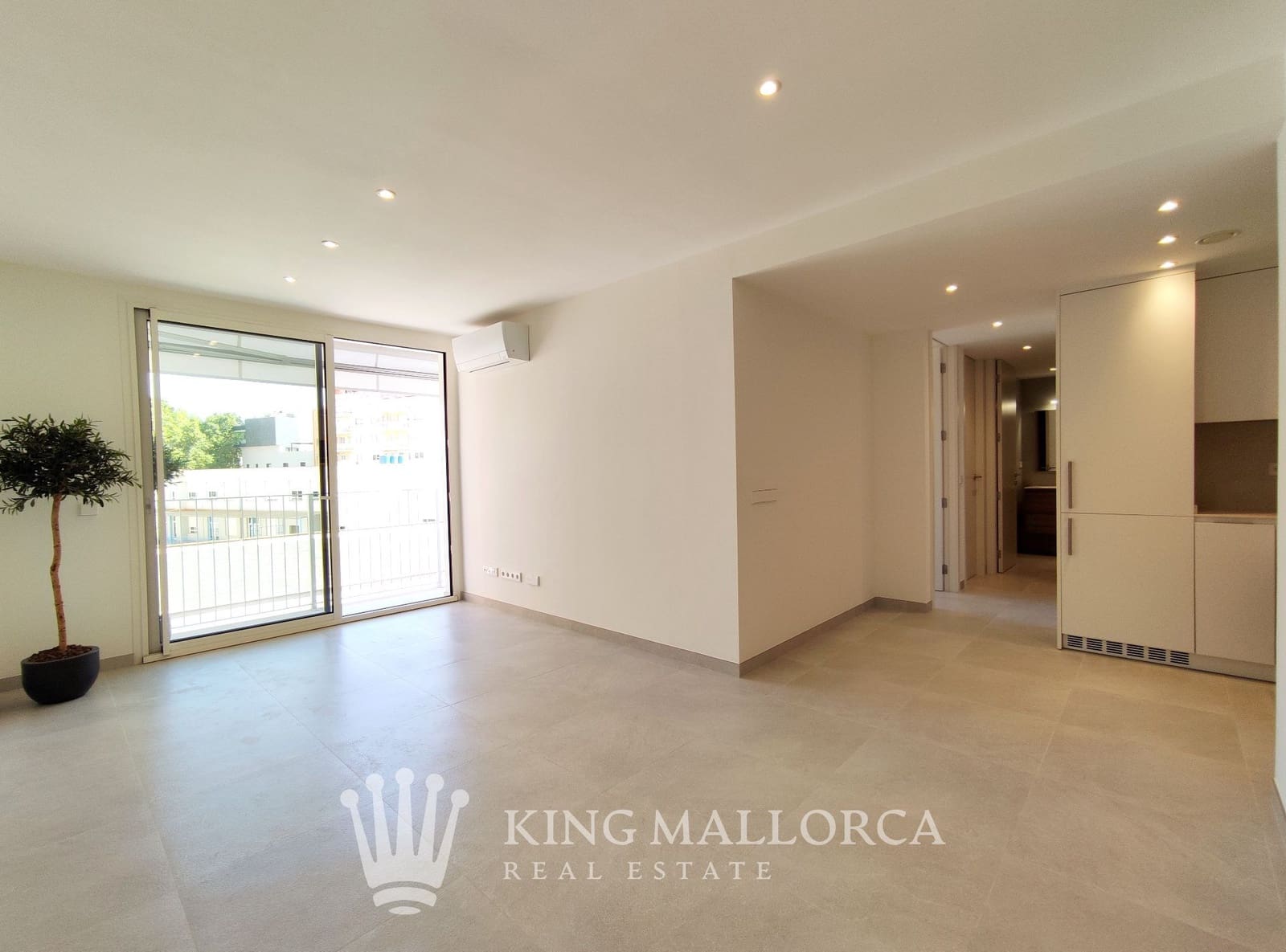 2 bedroom Apartment for rent in Palma de Mallorca - € 1,800 (Ref: 8536315)