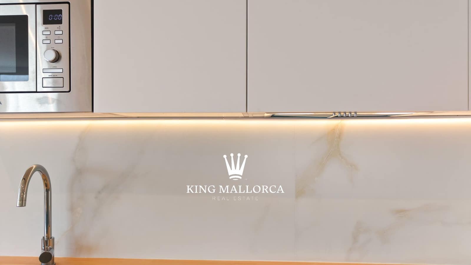 1 bedroom Apartment for rent in Magalluf - € 2,500 (Ref: 9060199)