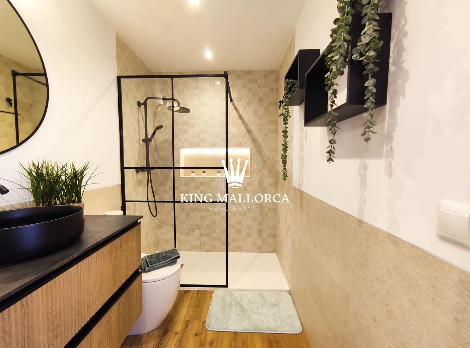 1 bedroom Apartment for rent in Magalluf - € 2,500 (Ref: 9060199)