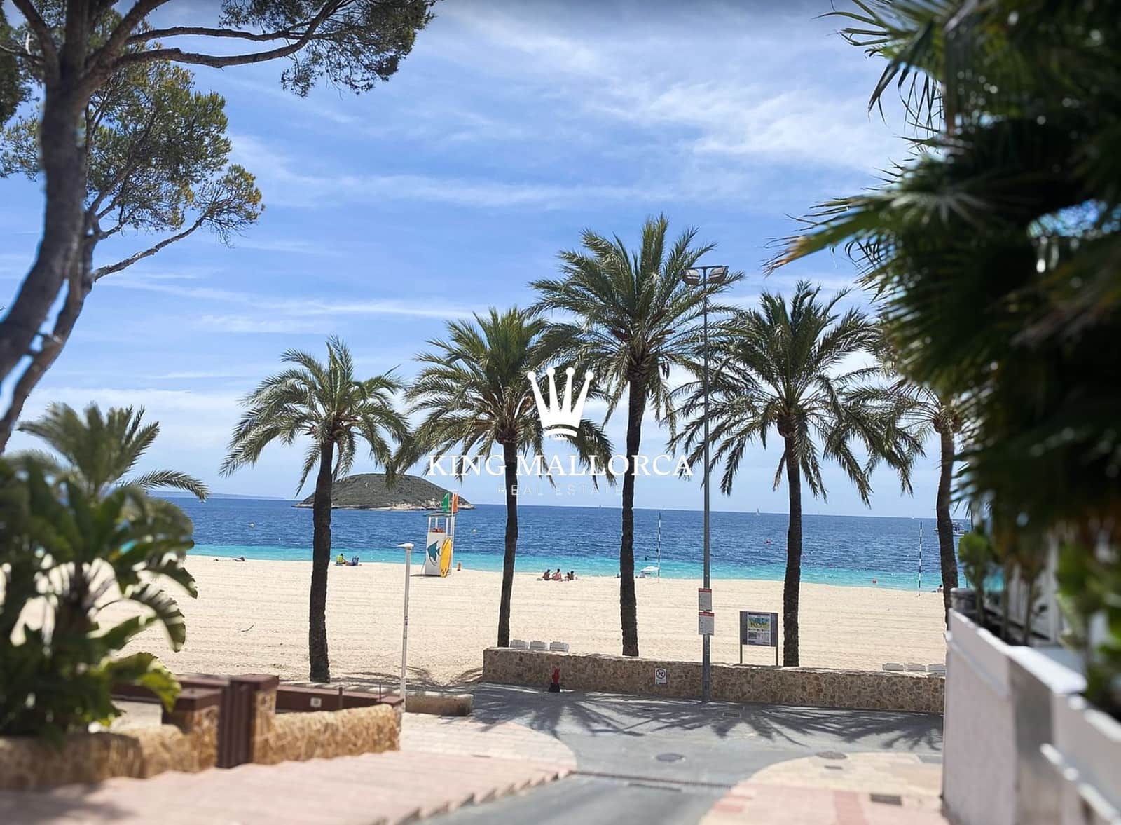 1 bedroom Apartment for rent in Magalluf - € 2,500 (Ref: 9060199)