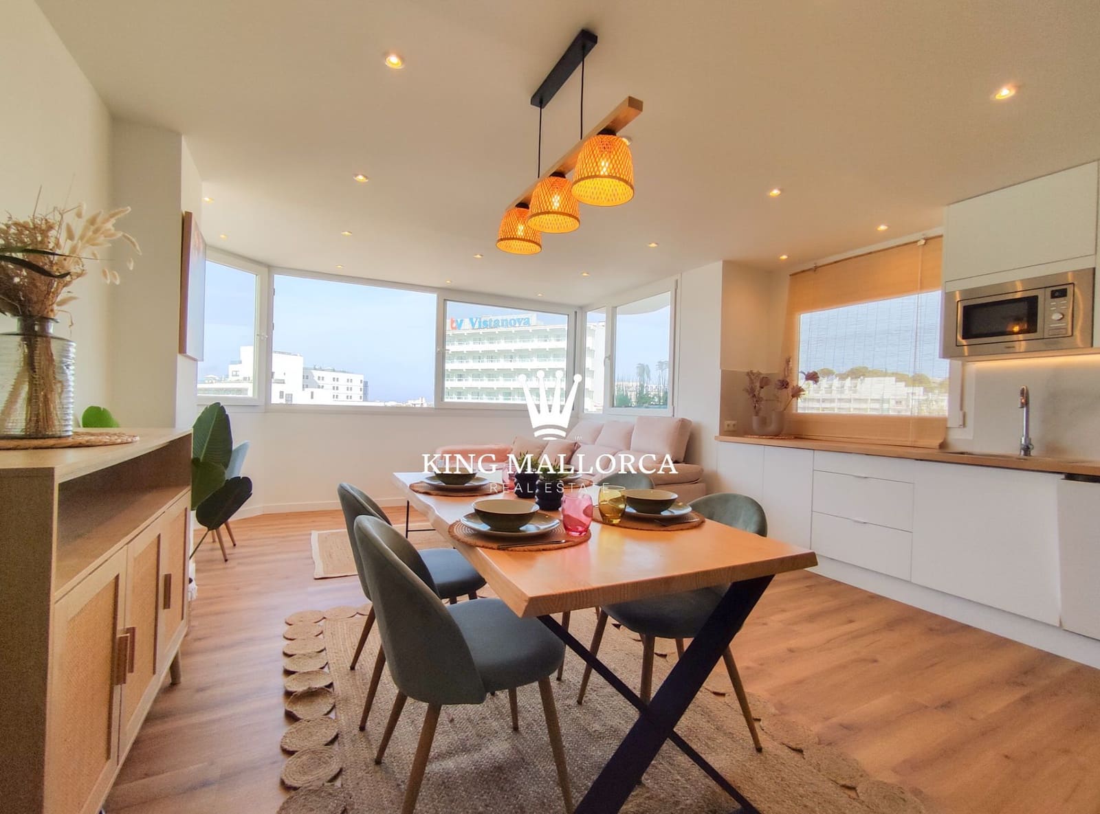 1 bedroom Apartment for rent in Magalluf - € 2,500 (Ref: 9060199)