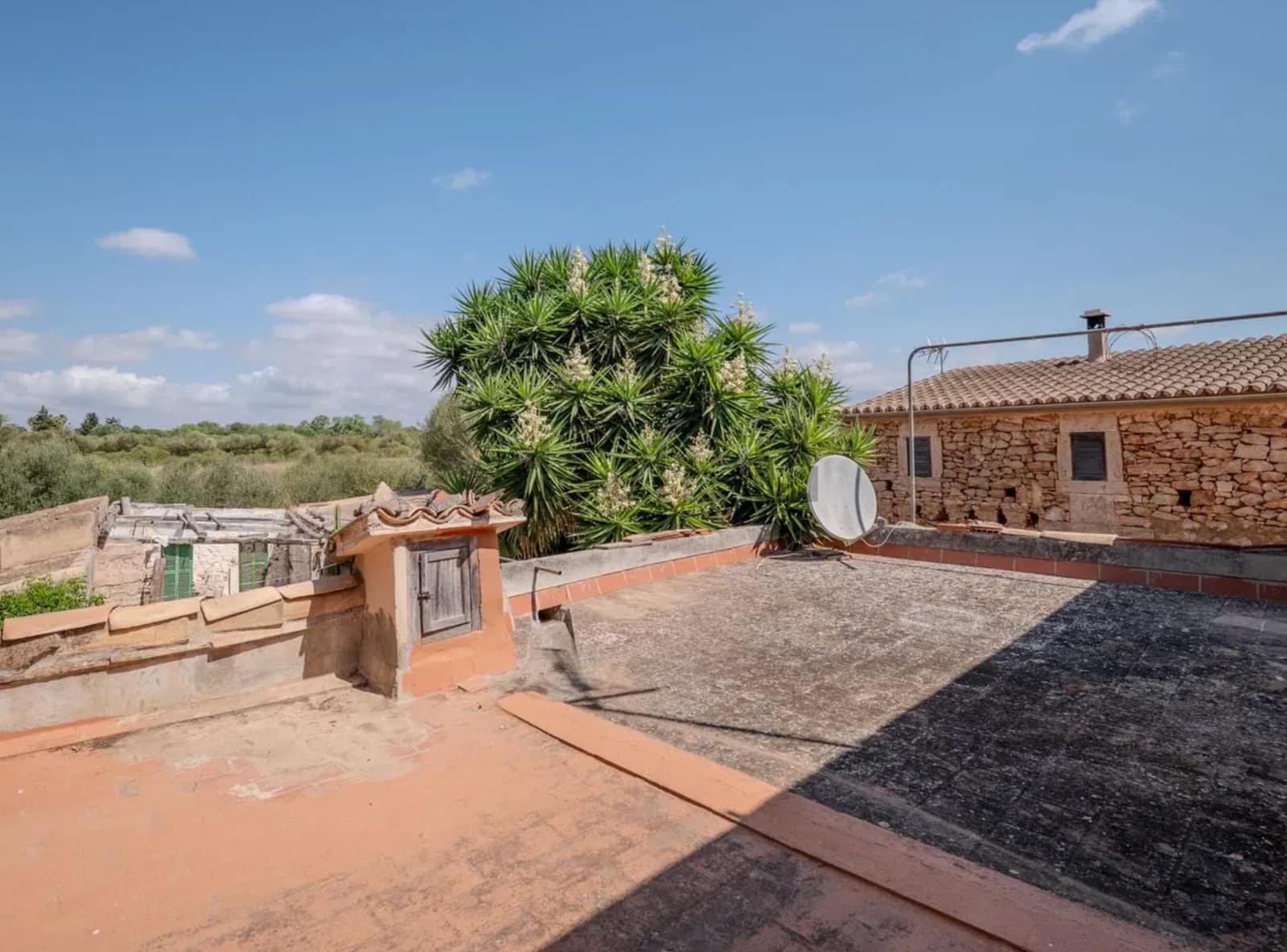 4 slaapkamer Halfvrijstaande villa te koop in Ses Salines - € 495.000 (Ref: 9341854)