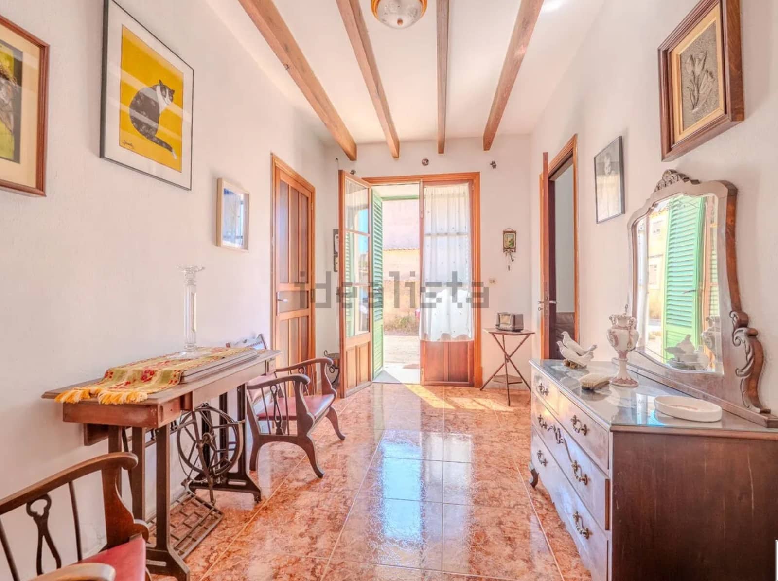 4 slaapkamer Halfvrijstaande villa te koop in Ses Salines - € 495.000 (Ref: 9341854)