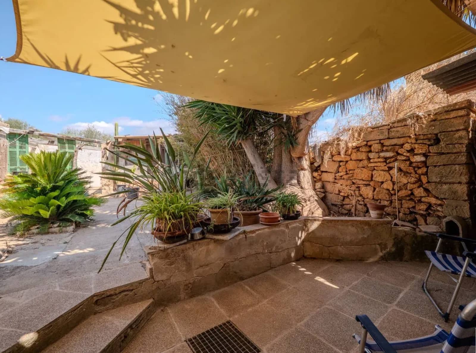 4 slaapkamer Halfvrijstaande villa te koop in Ses Salines - € 495.000 (Ref: 9341854)