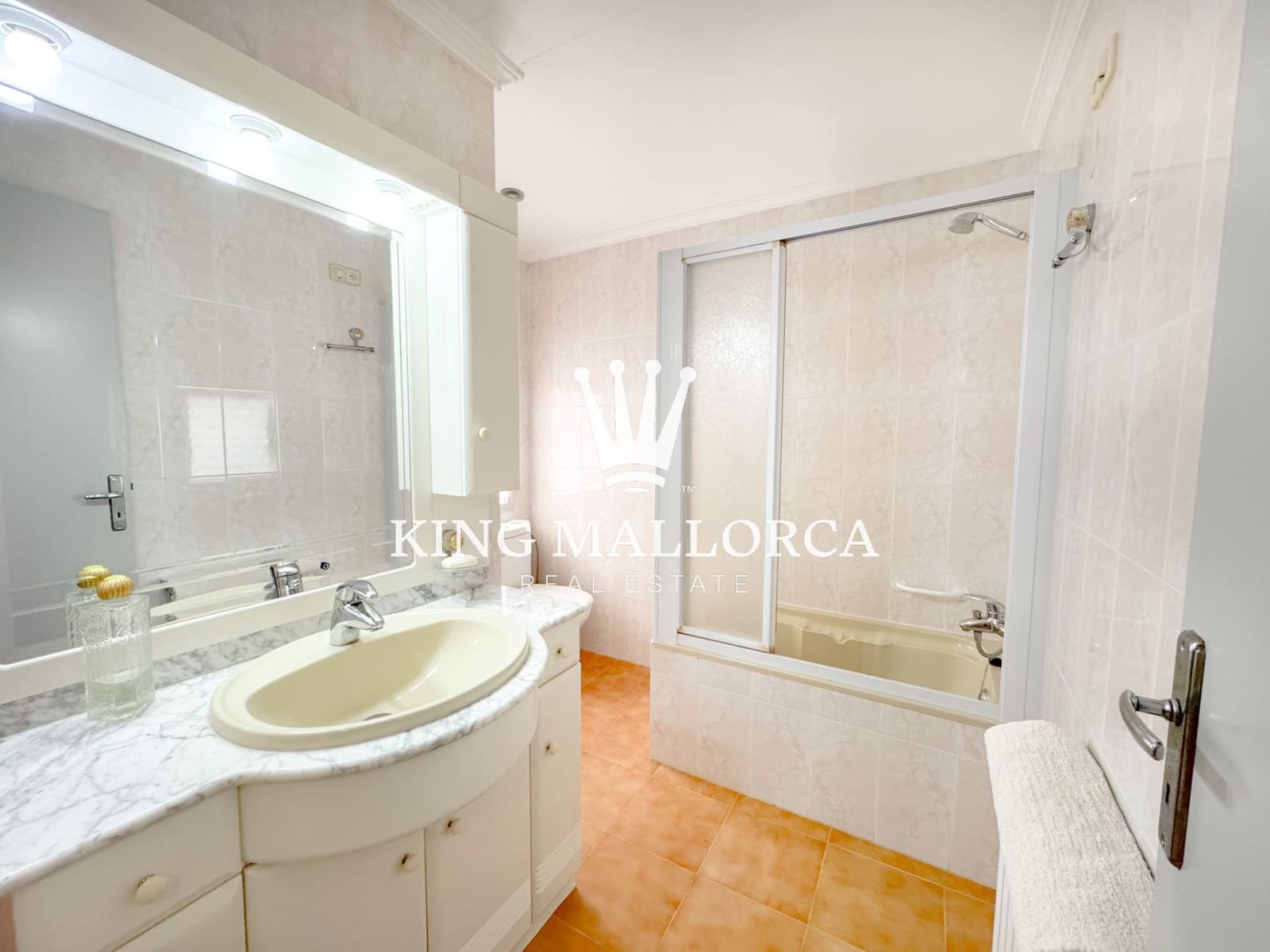 6 makuuhuone Huvila myytävänä paikassa Inca mukana uima-altaan 
autotalli - 1 800 000 € (Ref: 9353140)