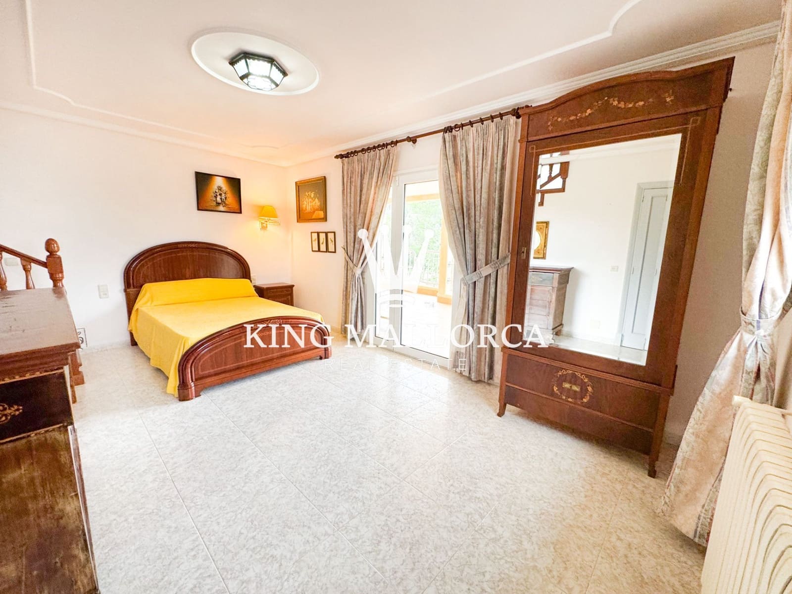 6 makuuhuone Huvila myytävänä paikassa Inca mukana uima-altaan 
autotalli - 1 800 000 € (Ref: 9353140)