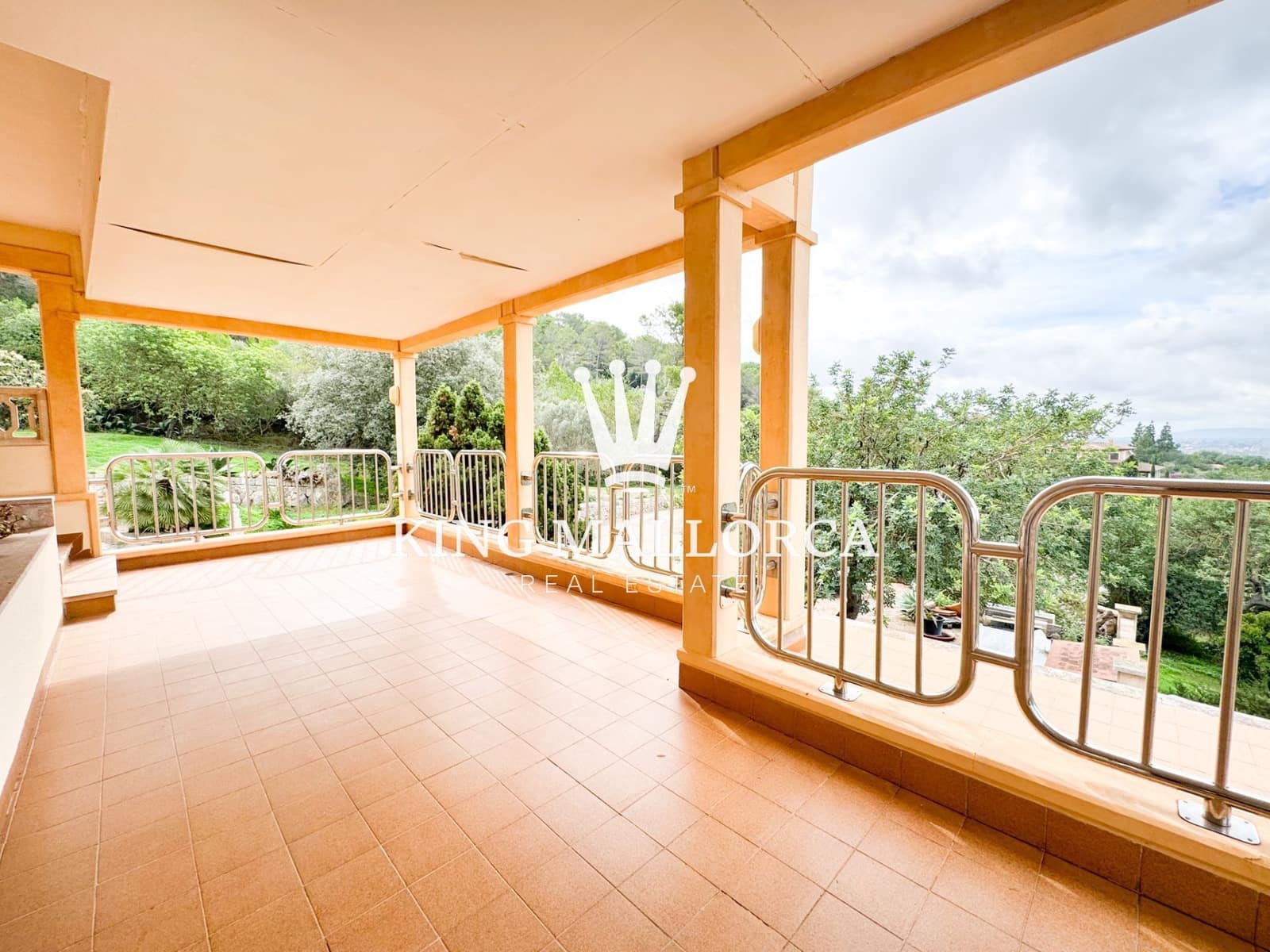 6 makuuhuone Huvila myytävänä paikassa Inca mukana uima-altaan 
autotalli - 1 800 000 € (Ref: 9353140)