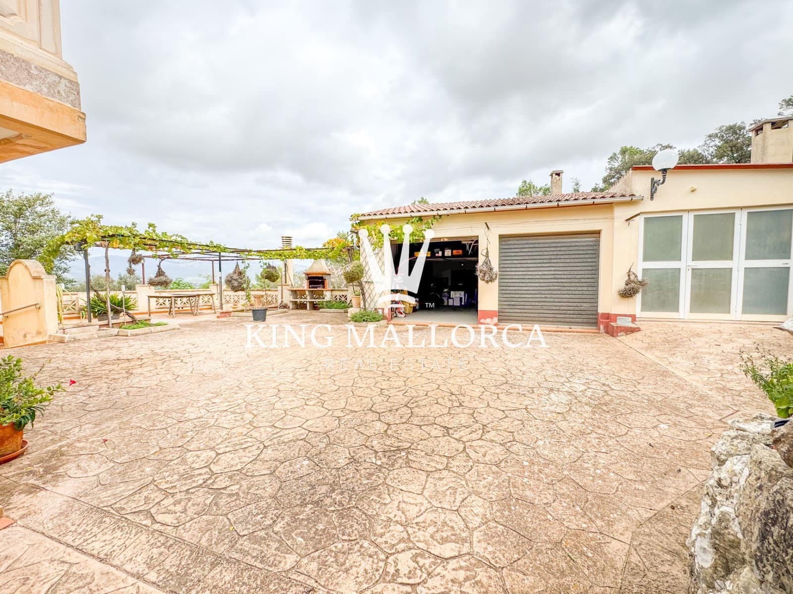 6 makuuhuone Huvila myytävänä paikassa Inca mukana uima-altaan 
autotalli - 1 800 000 € (Ref: 9353140)