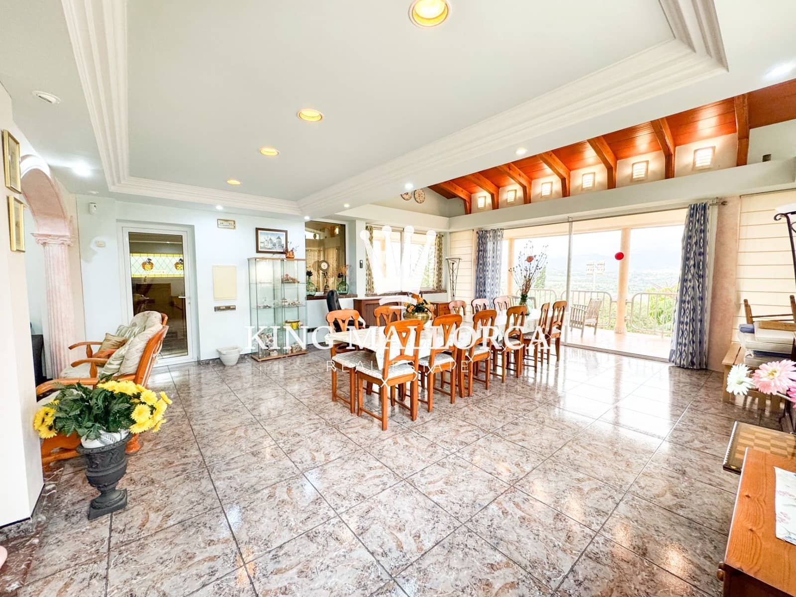 6 makuuhuone Huvila myytävänä paikassa Inca mukana uima-altaan 
autotalli - 1 800 000 € (Ref: 9353140)