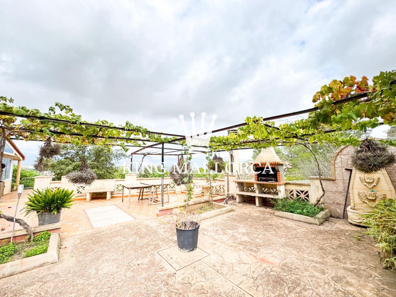 6 makuuhuone Huvila myytävänä paikassa Inca mukana uima-altaan 
autotalli - 1 800 000 € (Ref: 9353140)