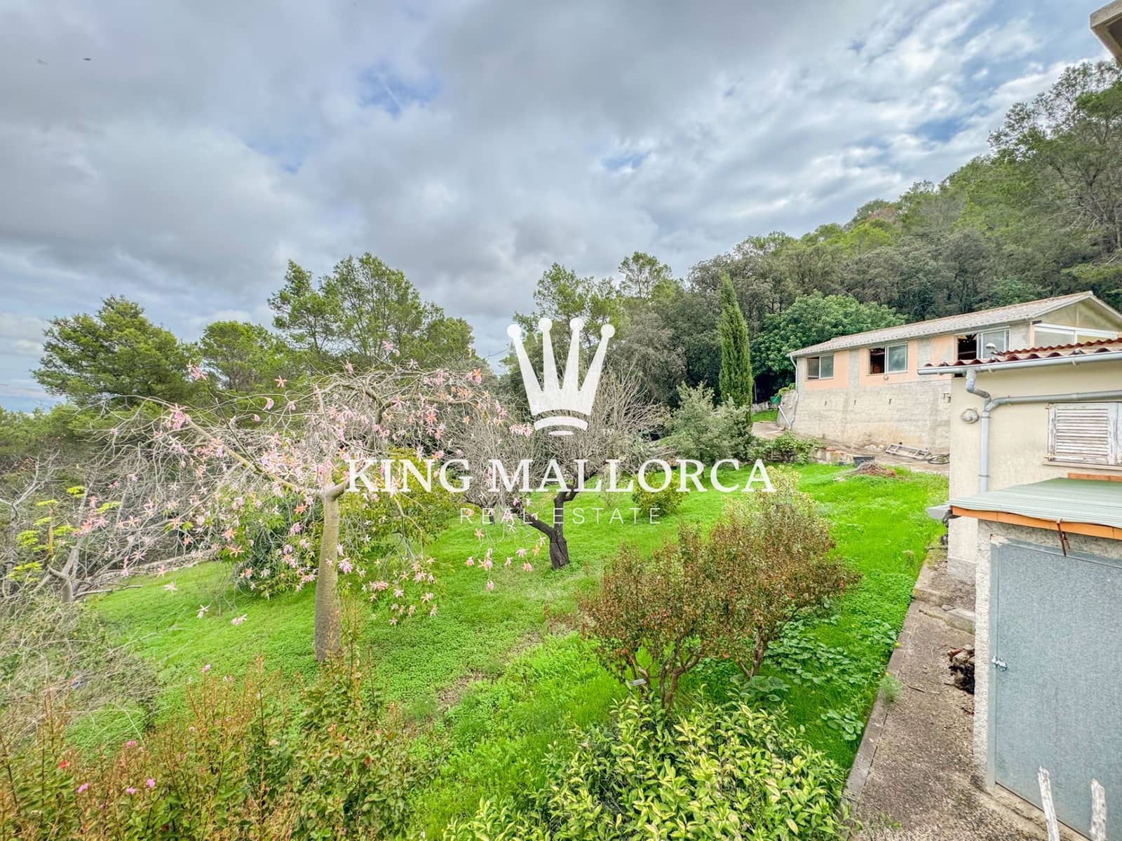 6 makuuhuone Huvila myytävänä paikassa Inca mukana uima-altaan 
autotalli - 1 800 000 € (Ref: 9353140)