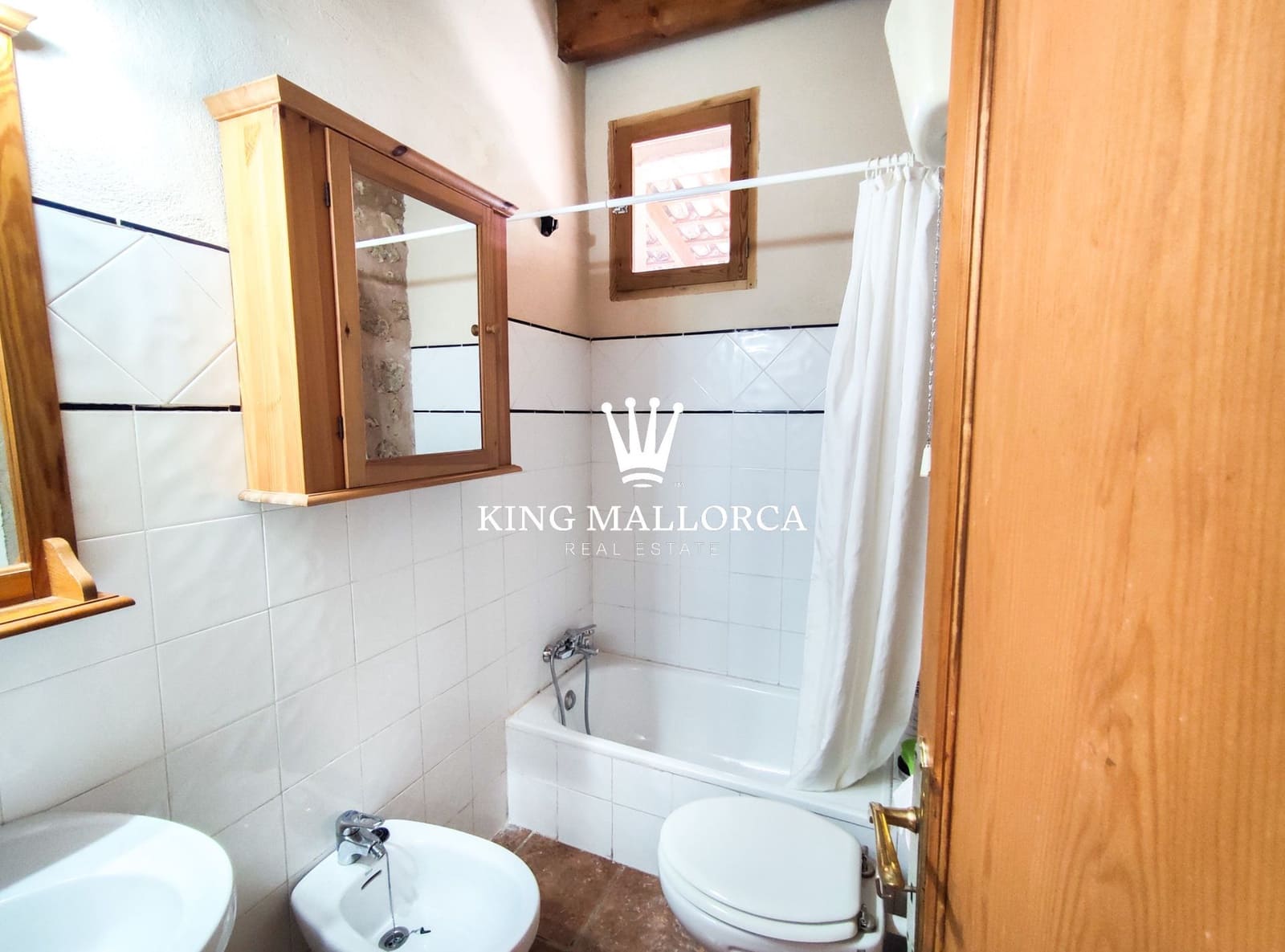 4 bedroom Finca/Country House for sale in Sencelles with pool garage - € 1,650,000 (Ref: 9353141)