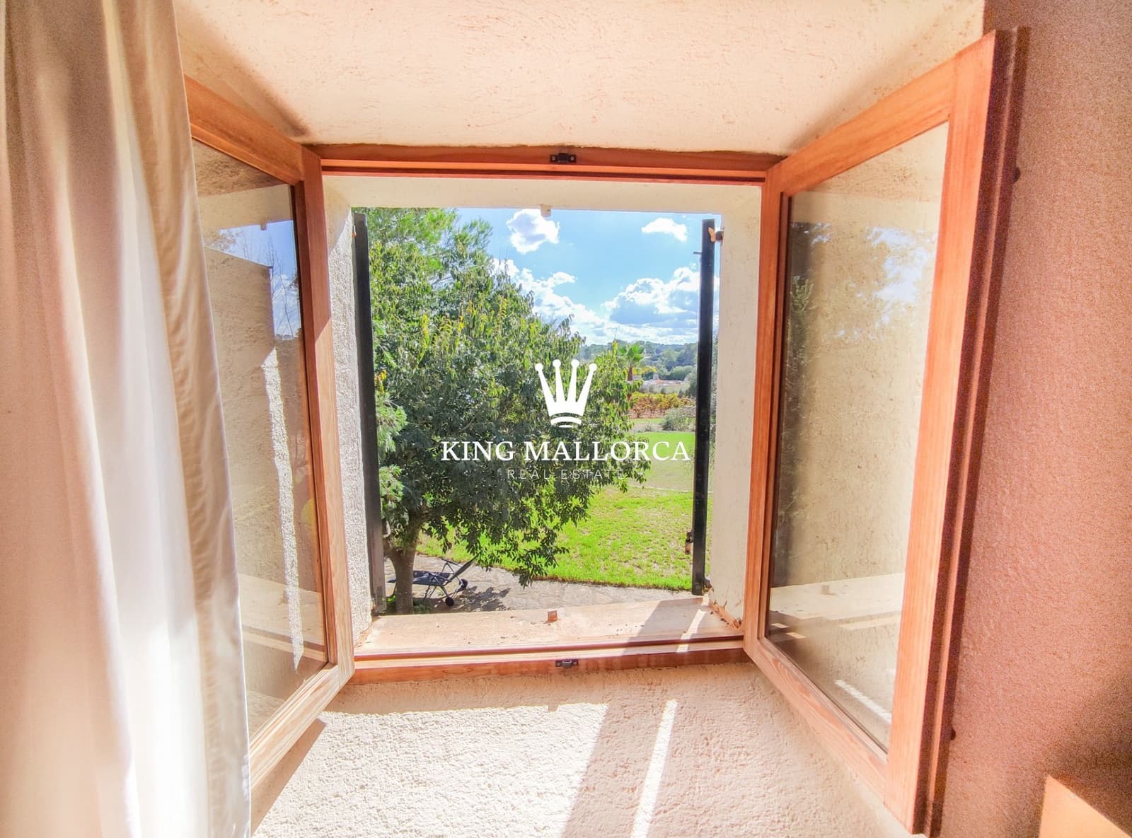 4 bedroom Finca/Country House for sale in Sencelles with pool garage - € 1,650,000 (Ref: 9353141)