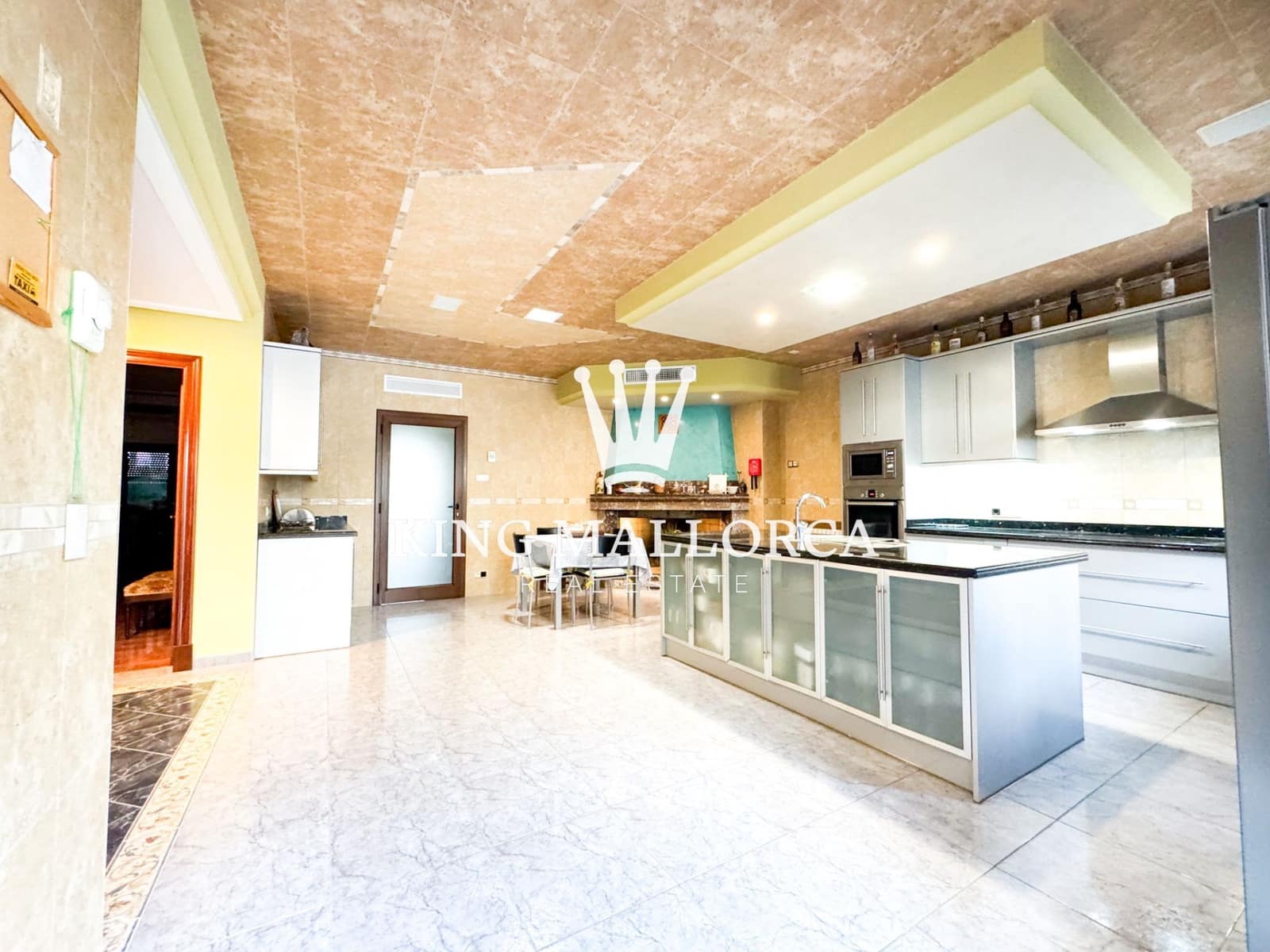 4 soveværelse Villa til salg i Inca med swimmingpool garage - € 1.400.000 (Ref: 9353142)