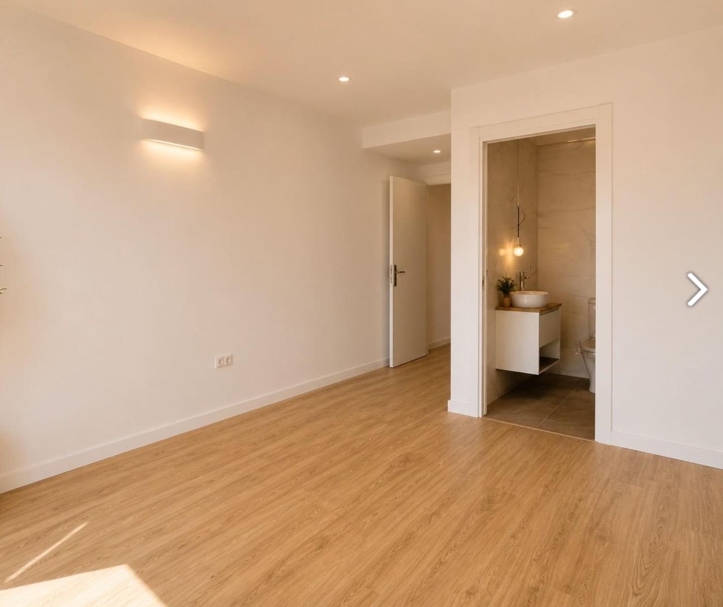 3 bedroom Apartment for sale in Palma de Mallorca with garage - € 599,000 (Ref: 9374949)