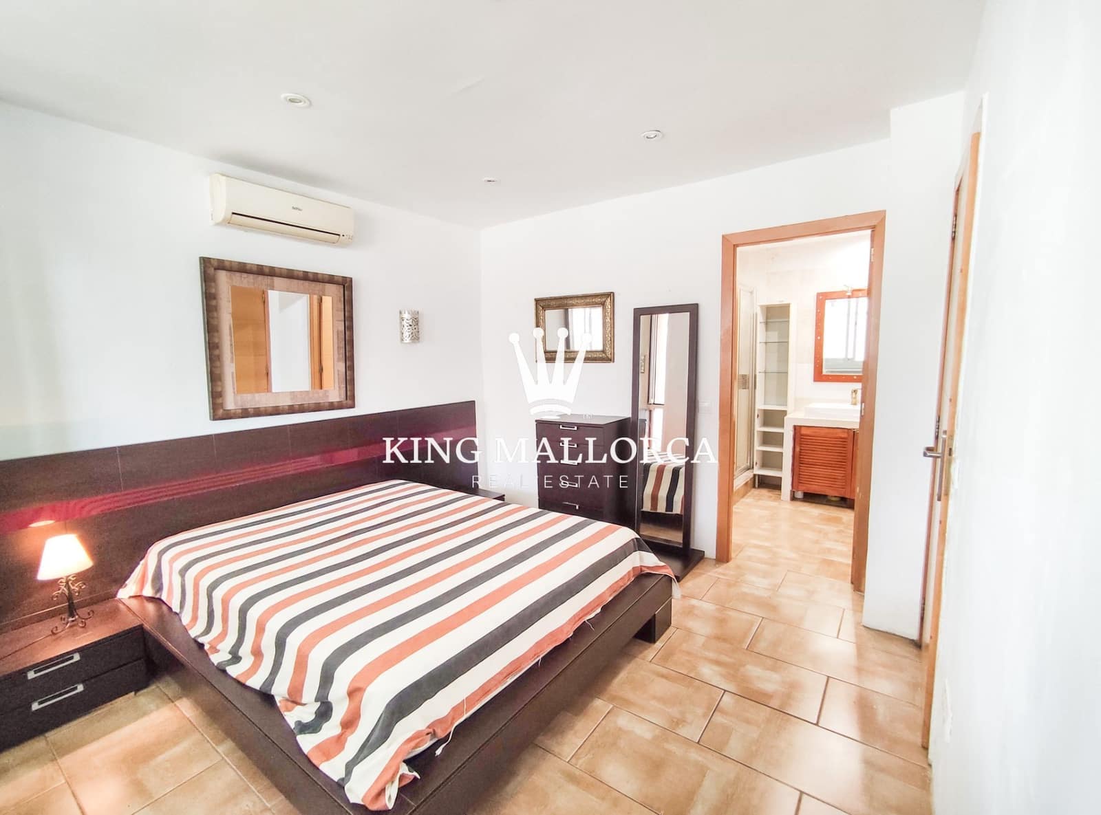 2 sypialnia Apartament na sprzedaż w Calvia z basenem garażem - 319 000 € (Ref: 9390124)