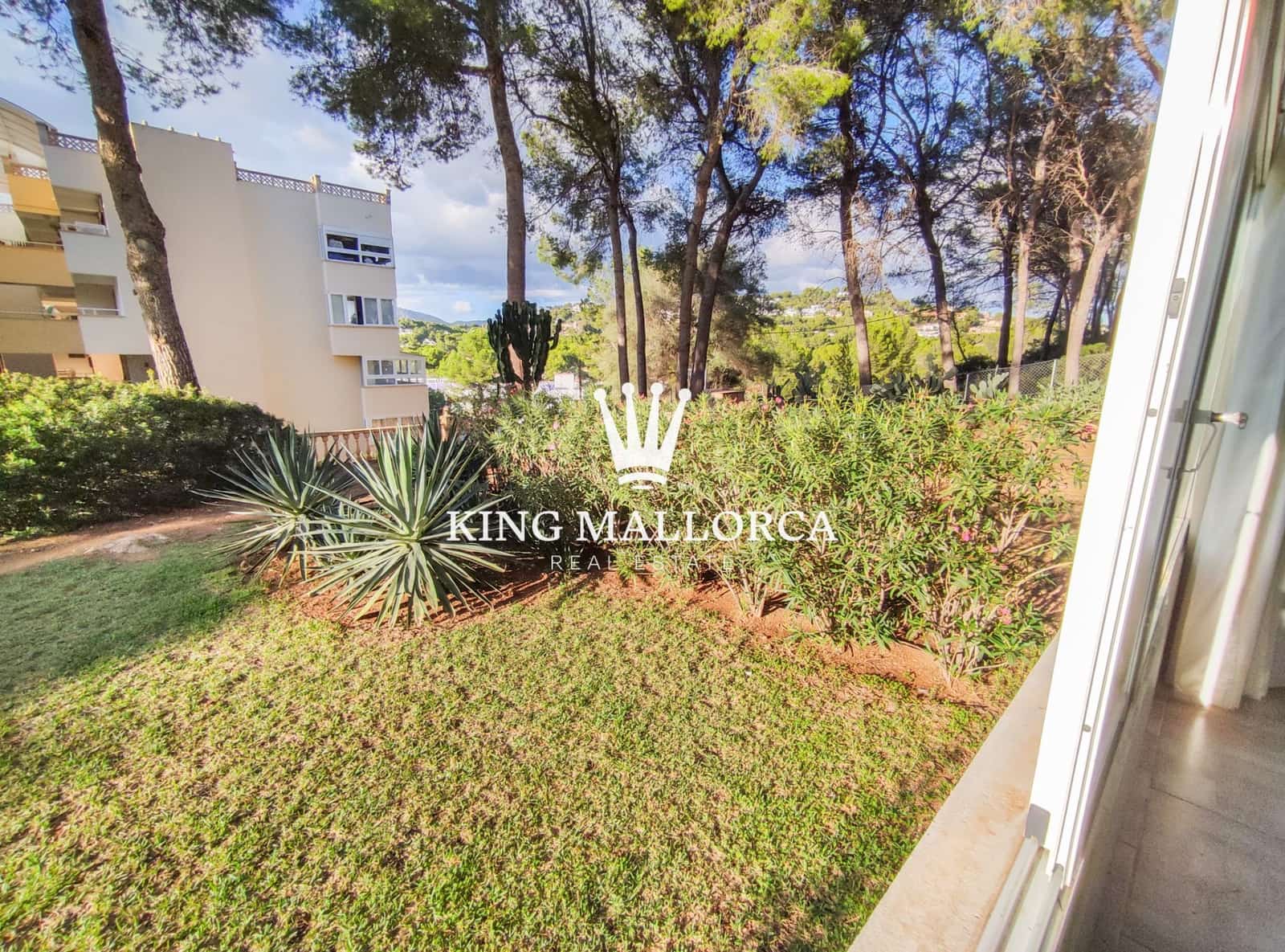 2 sypialnia Apartament na sprzedaż w Calvia z basenem garażem - 319 000 € (Ref: 9390124)