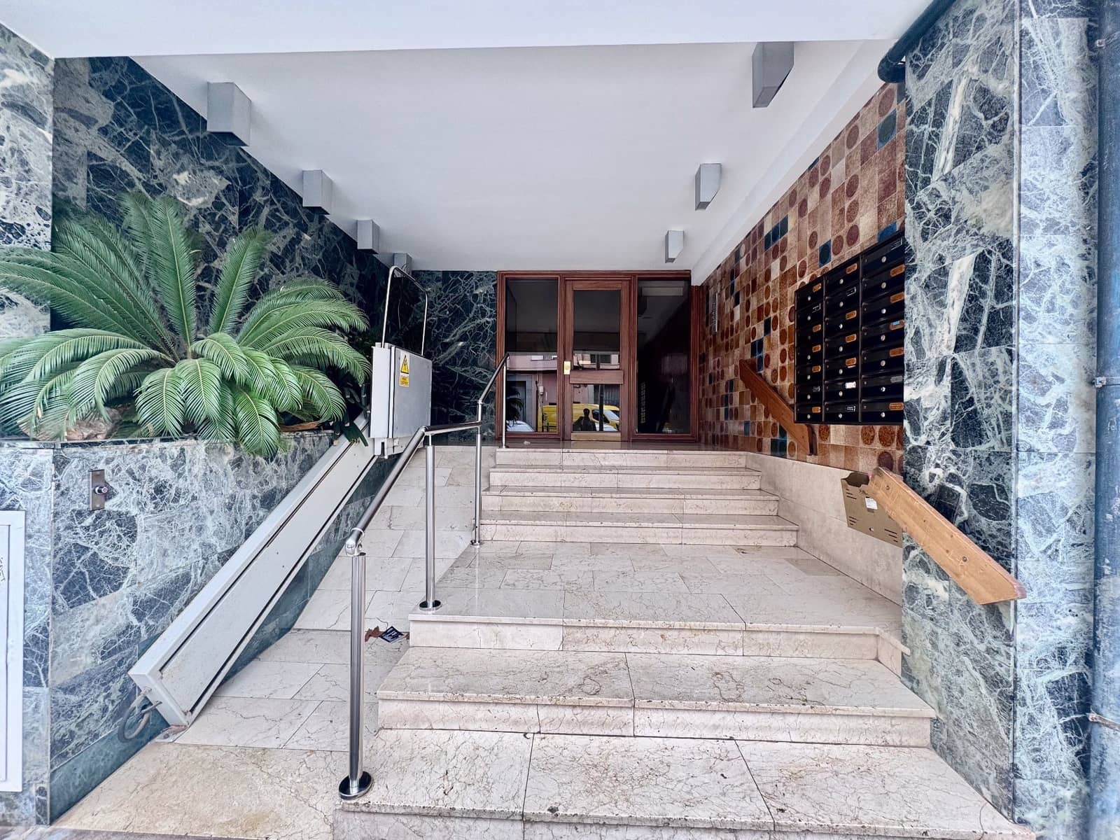 Apartamento de 5 habitaciones en Palma de Mallorca en venta con garaje - 1.200.000 € (Ref: 9406209)