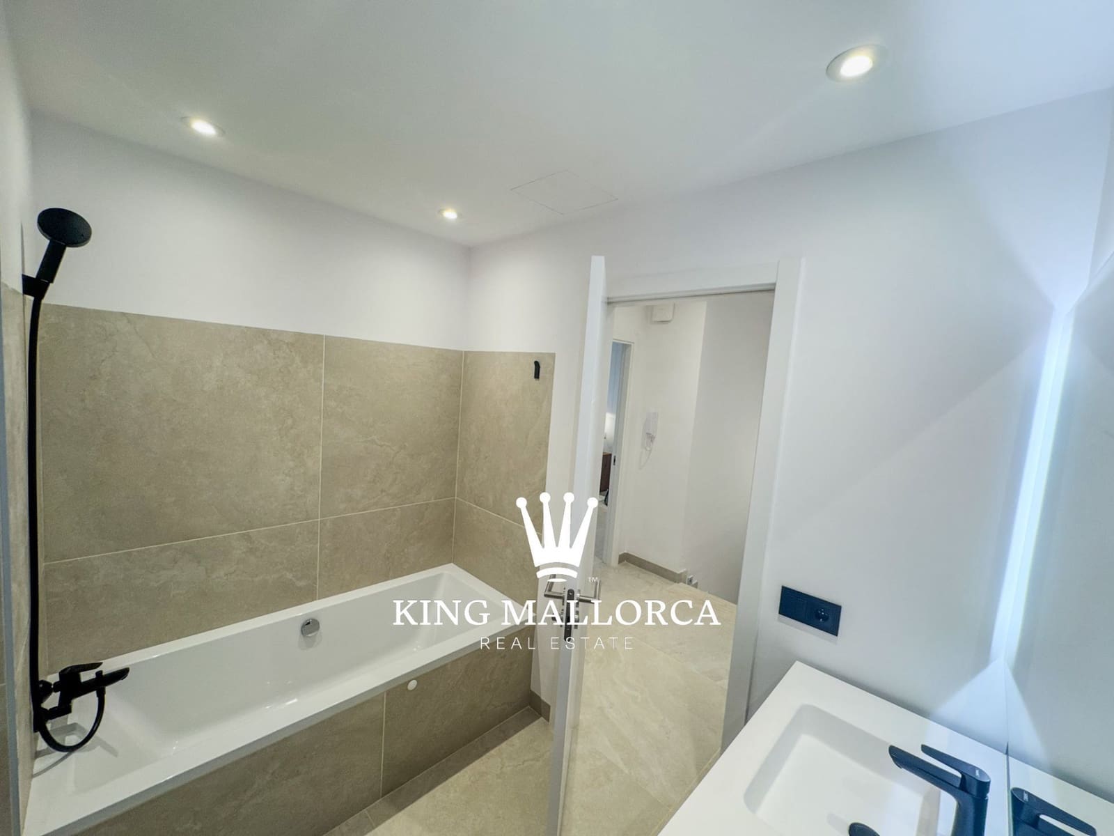 4 soverom Kjedet enebolig til salgs i Portol med svømmebasseng - € 850 000 (Ref: 9406210)