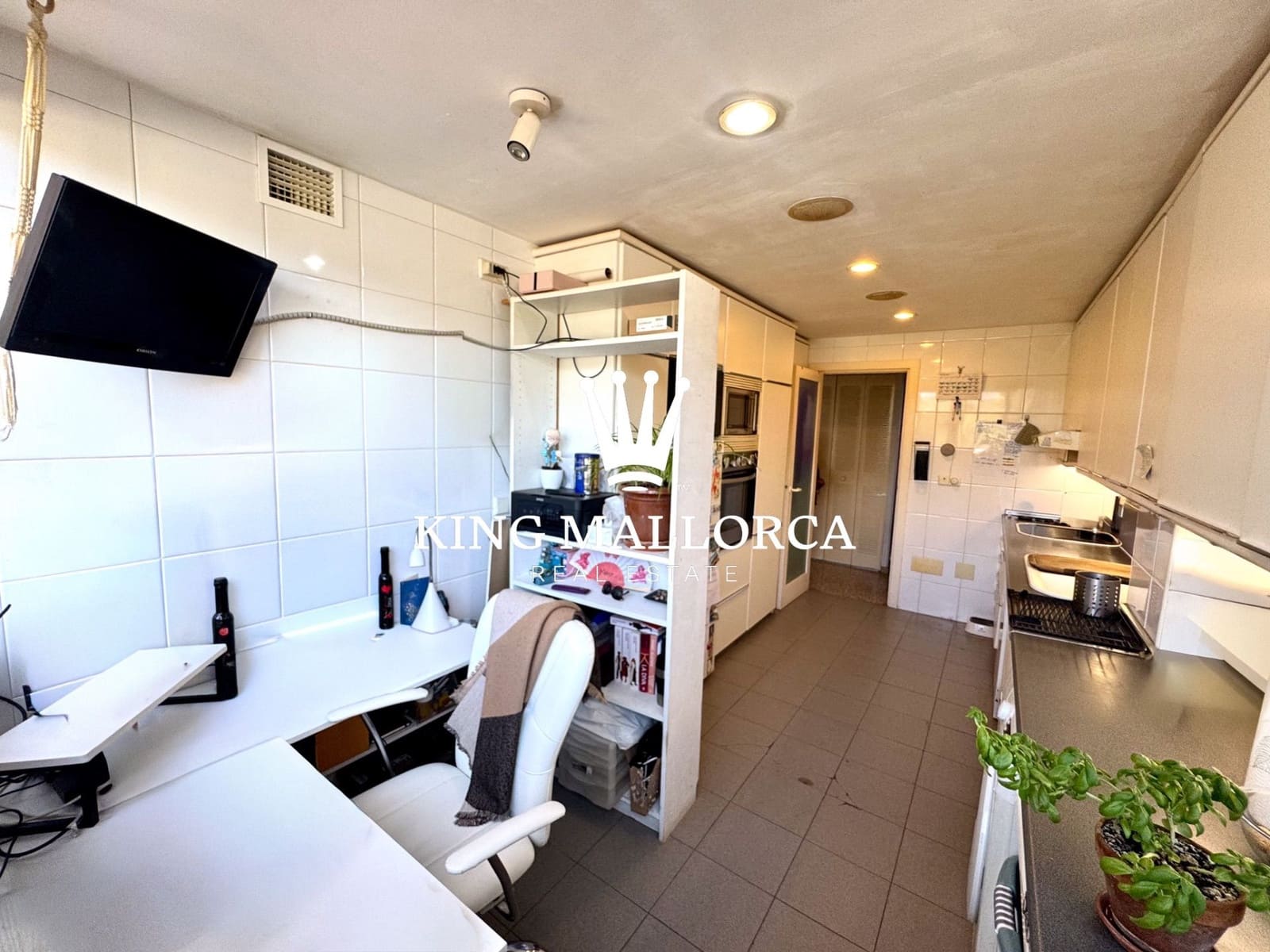 2 bedroom Flat for sale in Palma de Mallorca - € 500,000 (Ref: 9430770)