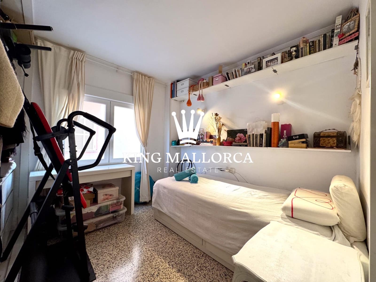 2 bedroom Flat for sale in Palma de Mallorca - € 500,000 (Ref: 9430770)