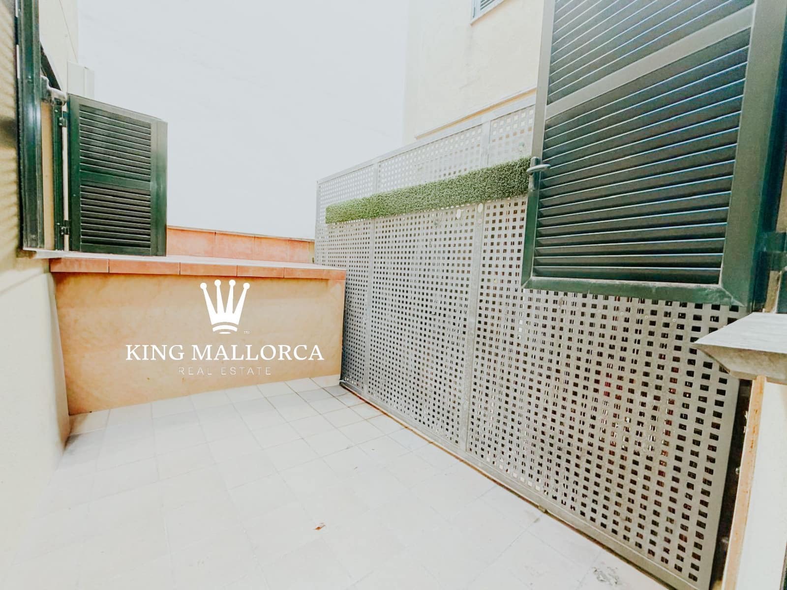 2 slaapkamer Flat te koop in Consell - € 365.000 (Ref: 9512008)