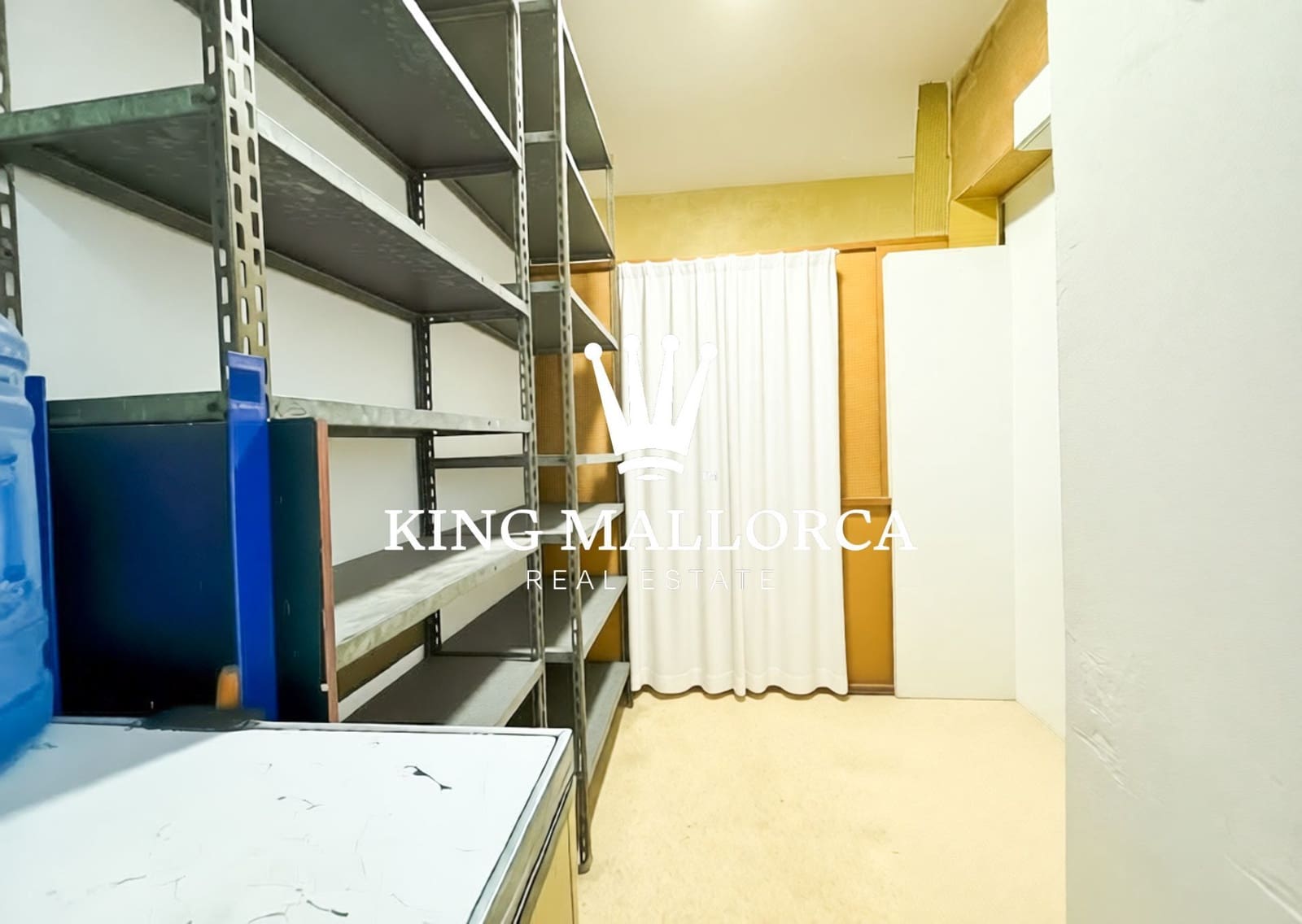 Comercial para venda em Palma de Mallorca - 199 000 € (Ref: 9533165)