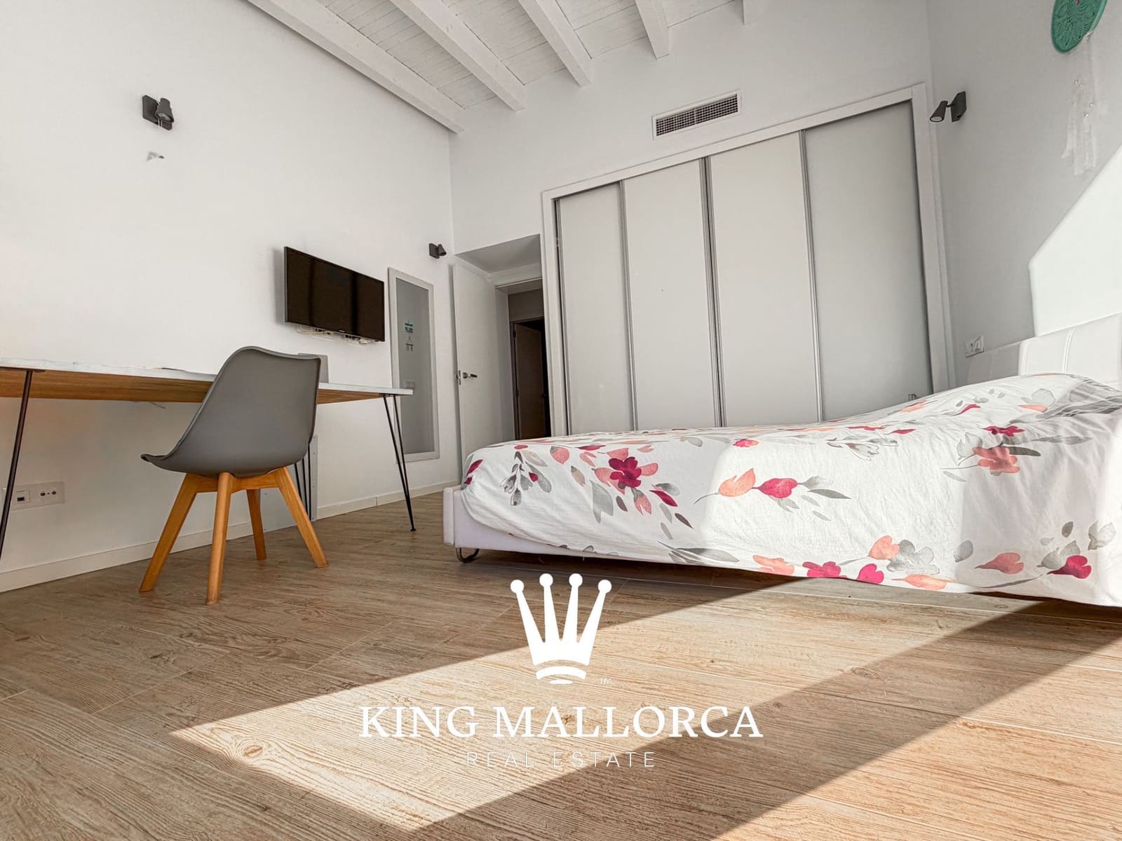 4 sypialnia Willa na sprzedaż w Campos z basenem garażem - 1 560 000 € (Ref: 9560900)