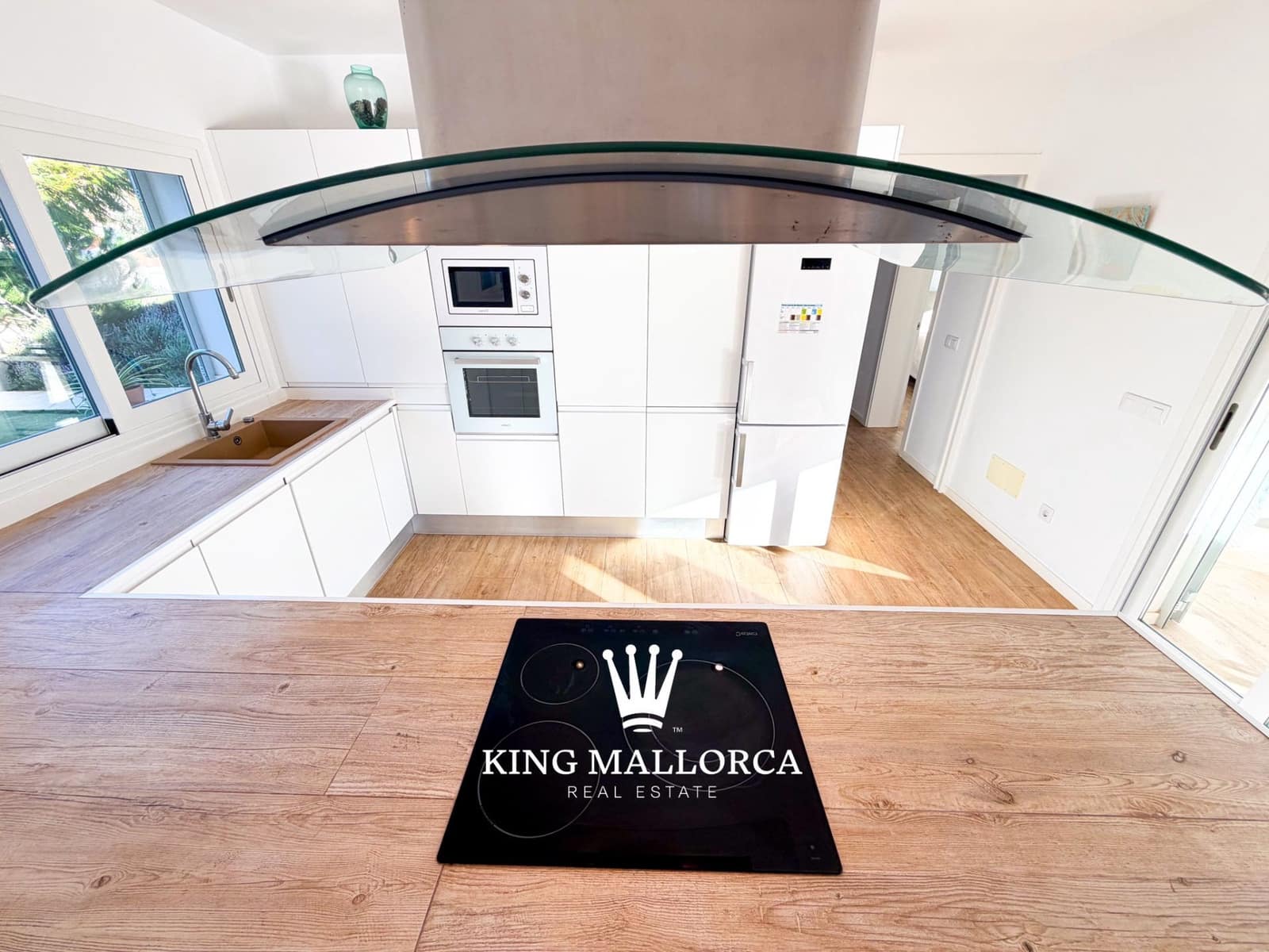 4 sypialnia Willa na sprzedaż w Campos z basenem garażem - 1 560 000 € (Ref: 9560900)