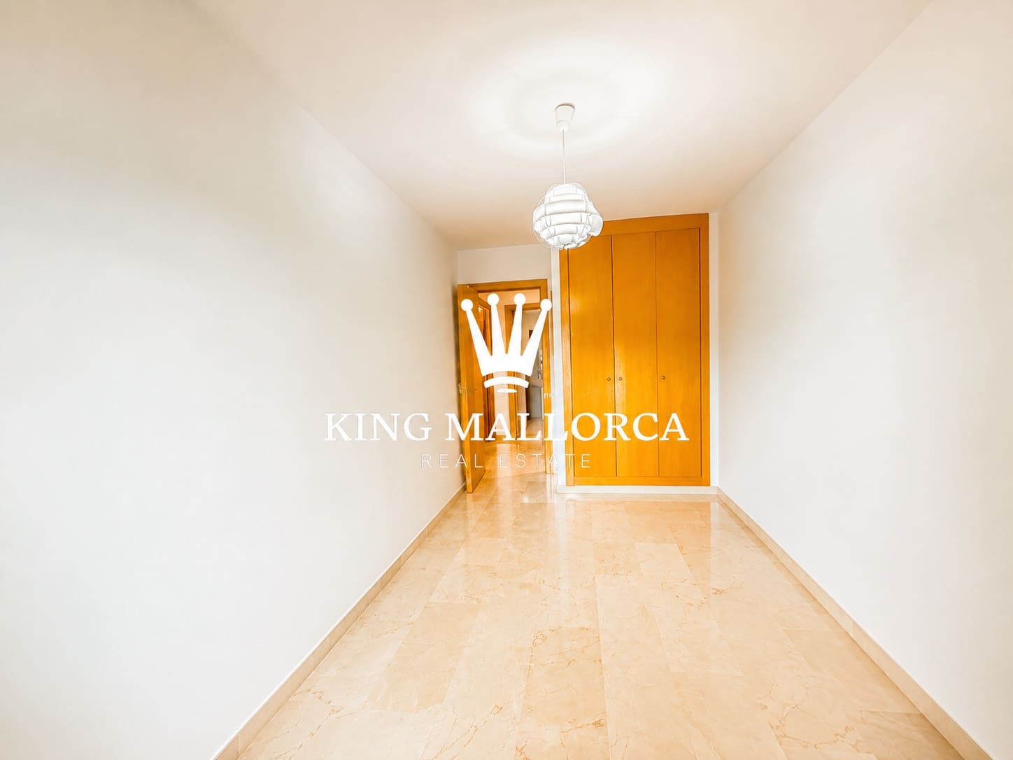 2 slaapkamer Flat te huur in Palma de Mallorca met zwembad garage - € 1.600 (Ref: 9598659)