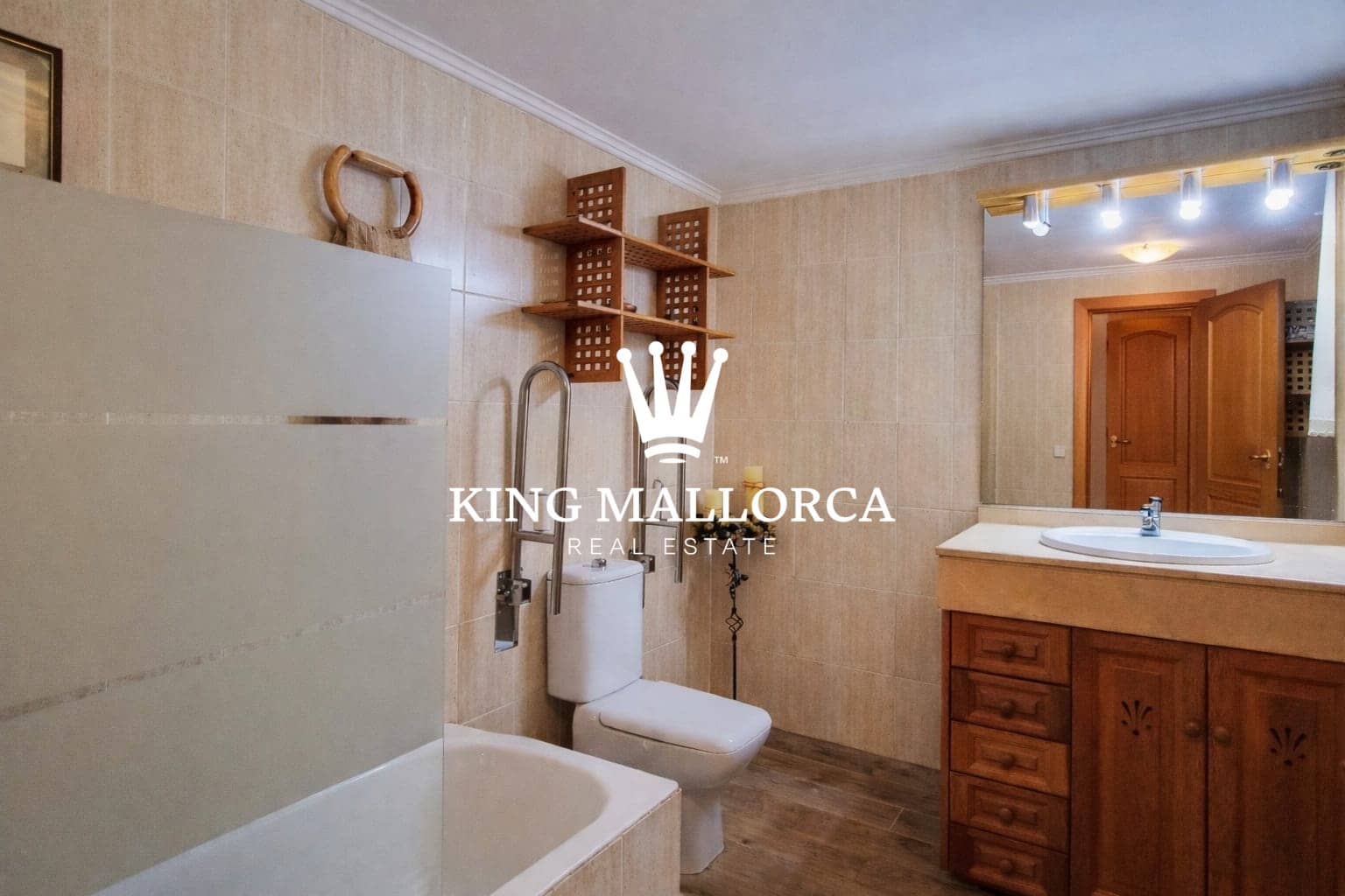 4 bedroom Villa for sale in Palma de Mallorca with pool garage - € 840,000 (Ref: 9614682)