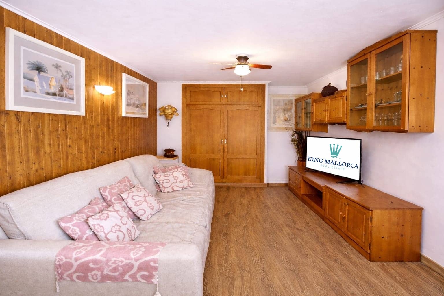 4 bedroom Villa for sale in Palma de Mallorca with pool garage - € 840,000 (Ref: 9614682)