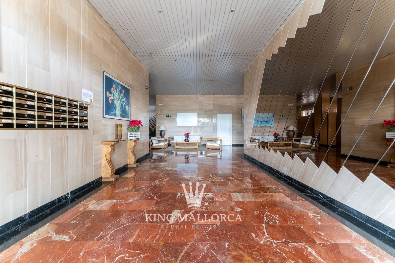 2 bedroom Flat for sale in Palma de Mallorca with pool garage - € 950,000 (Ref: 9614683)